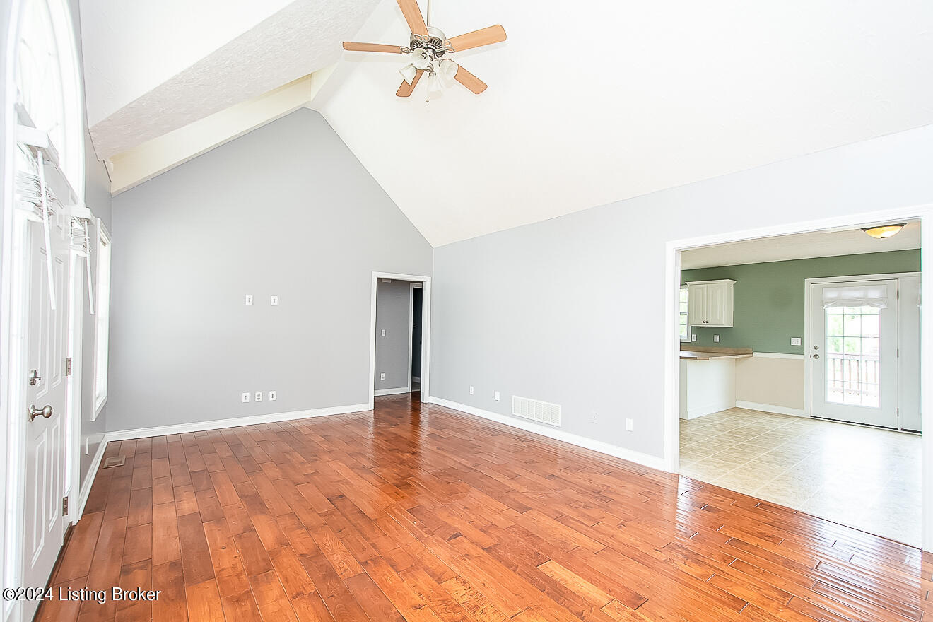 119 Camellia Ave