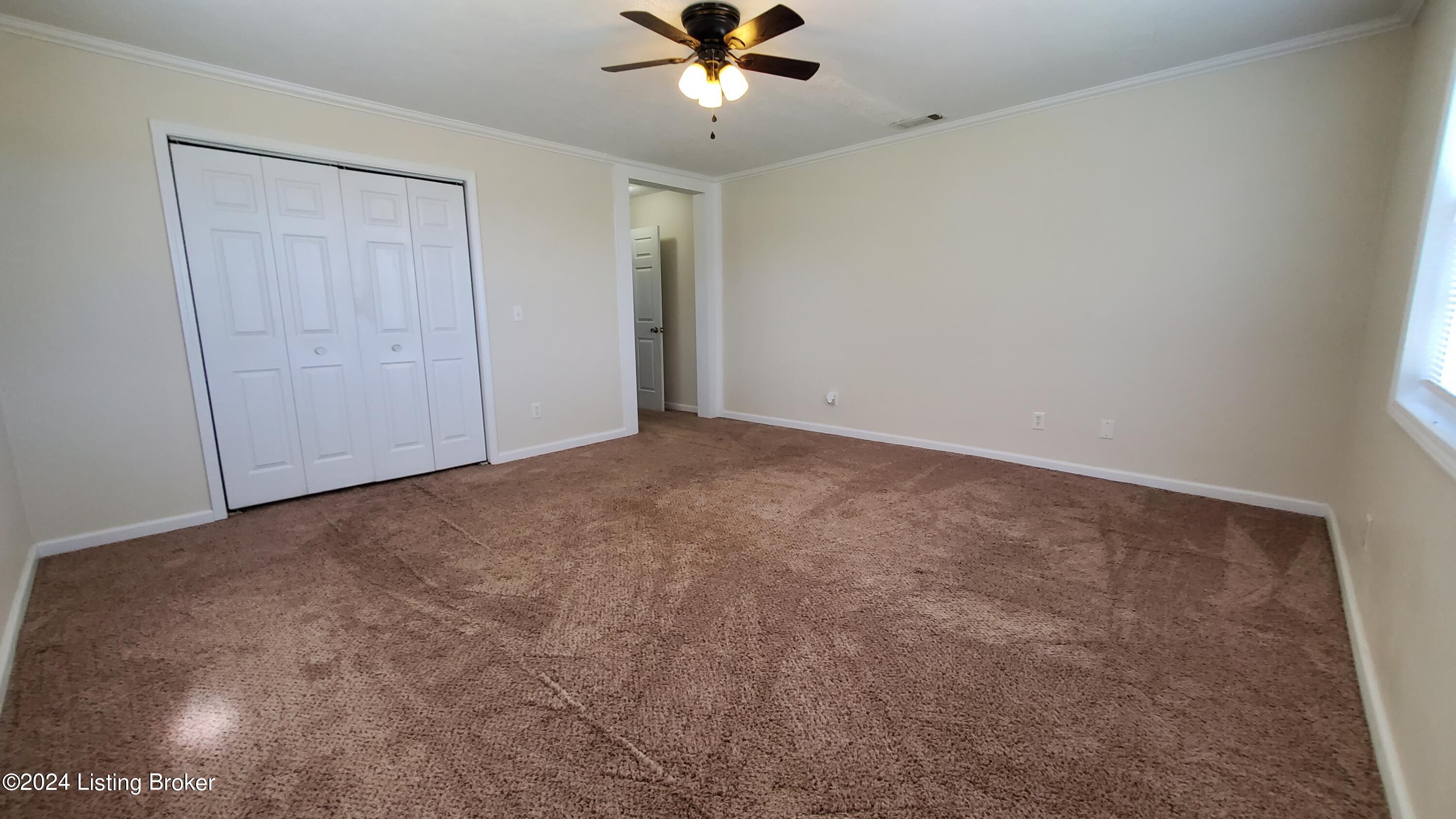 1685 Ochs Ln