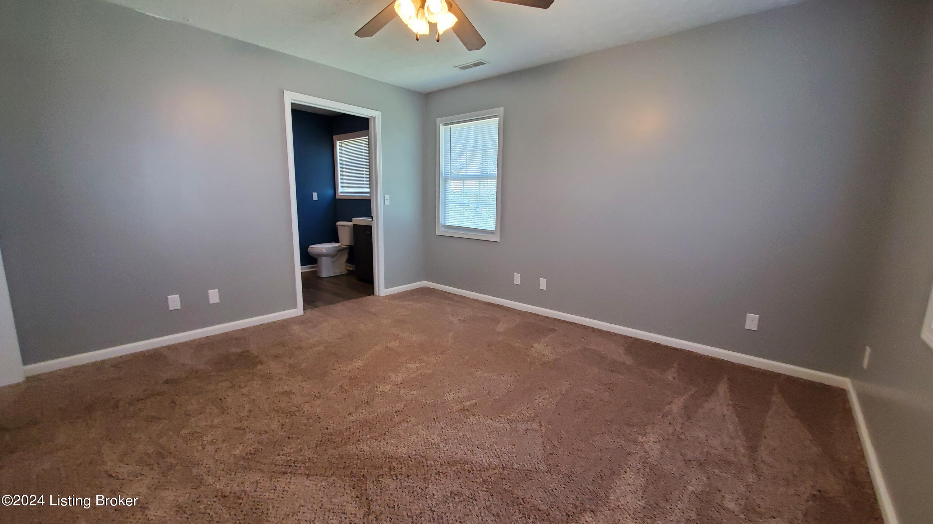 1685 Ochs Ln