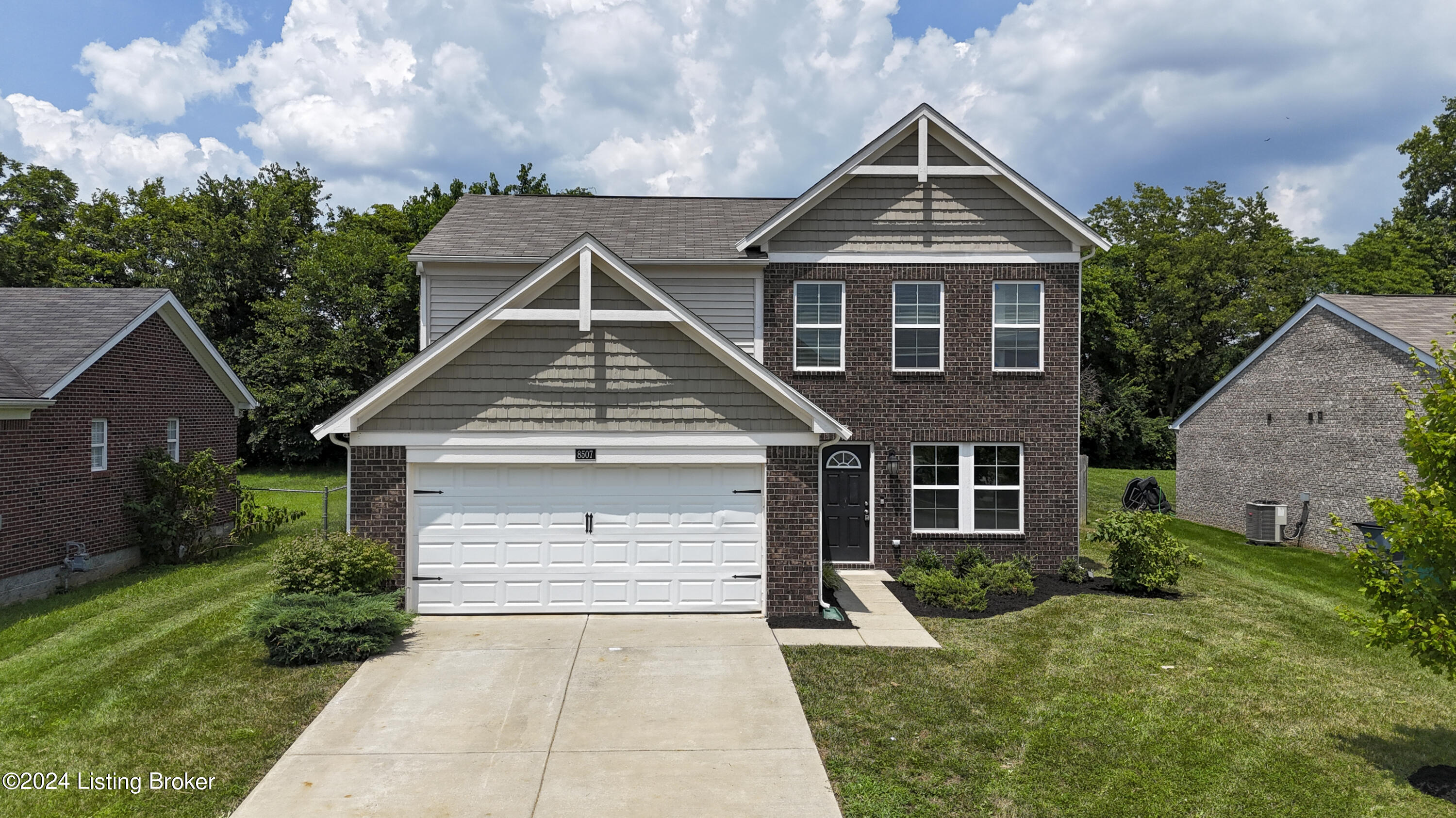 8507 Splendid Point