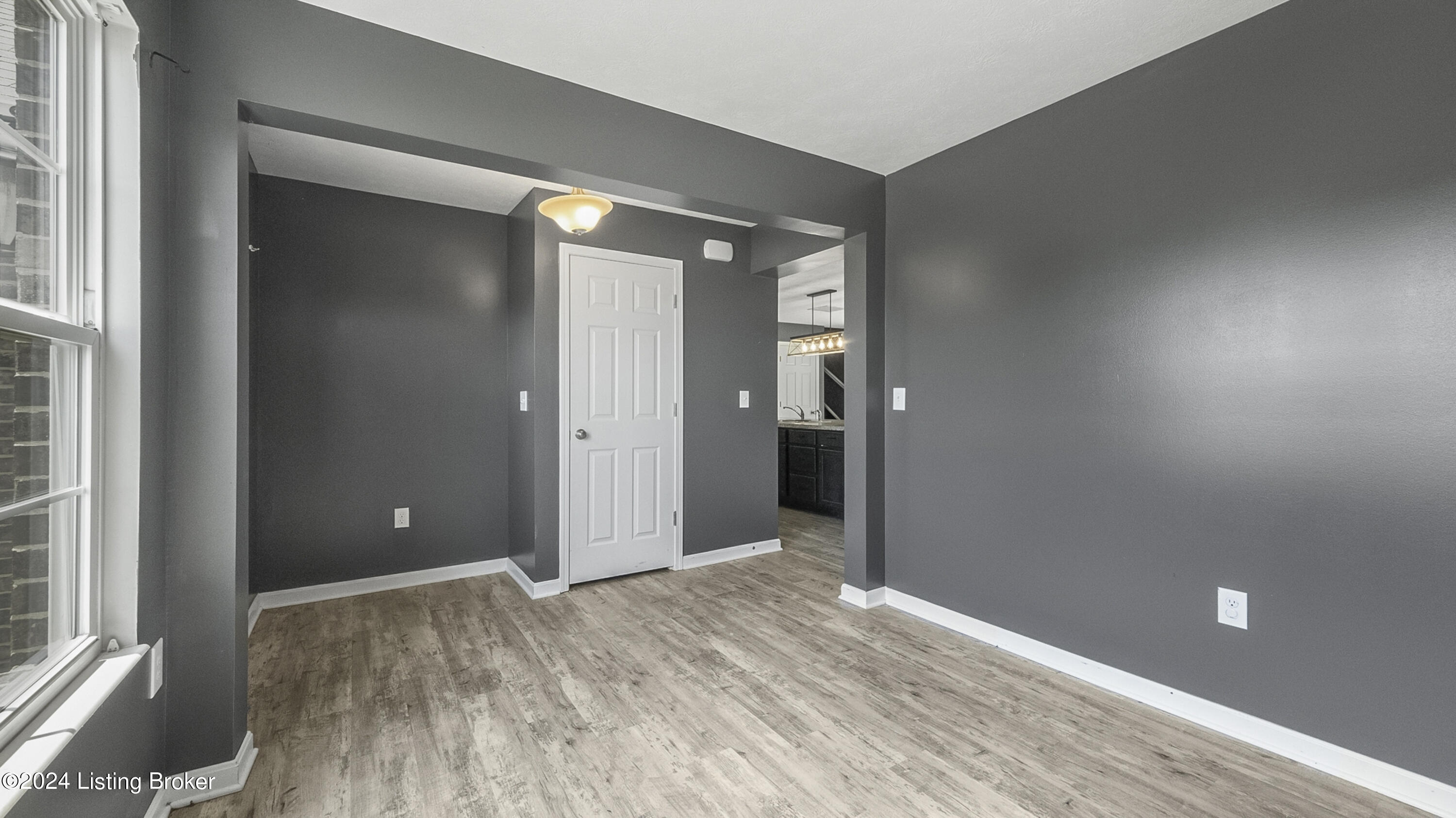 8507 Splendid Point