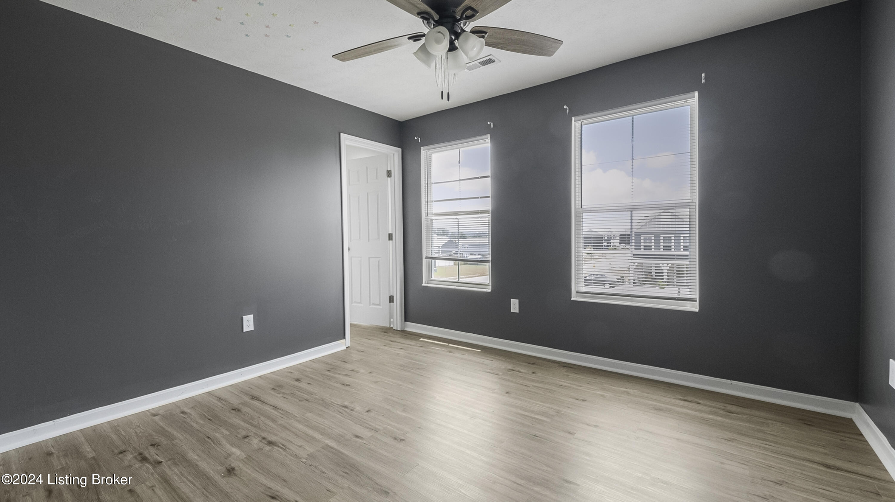 8507 Splendid Point