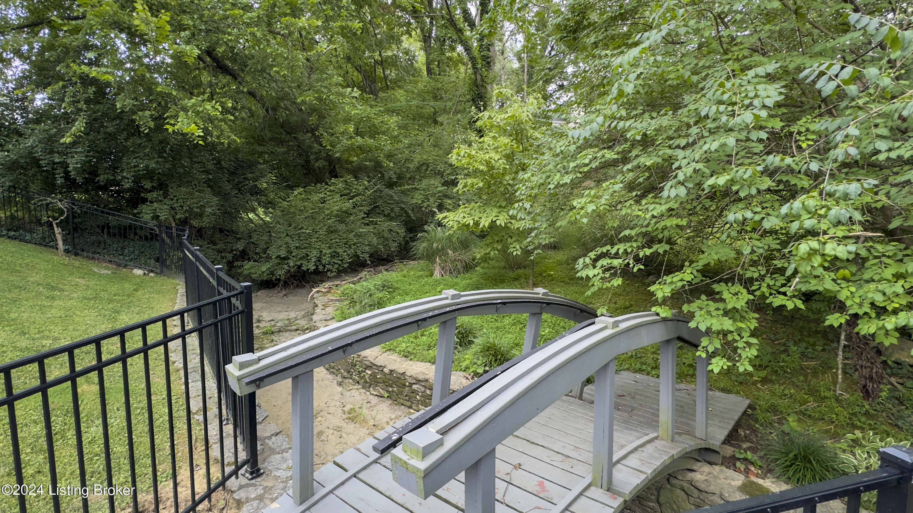 1378 Waxwing Pl