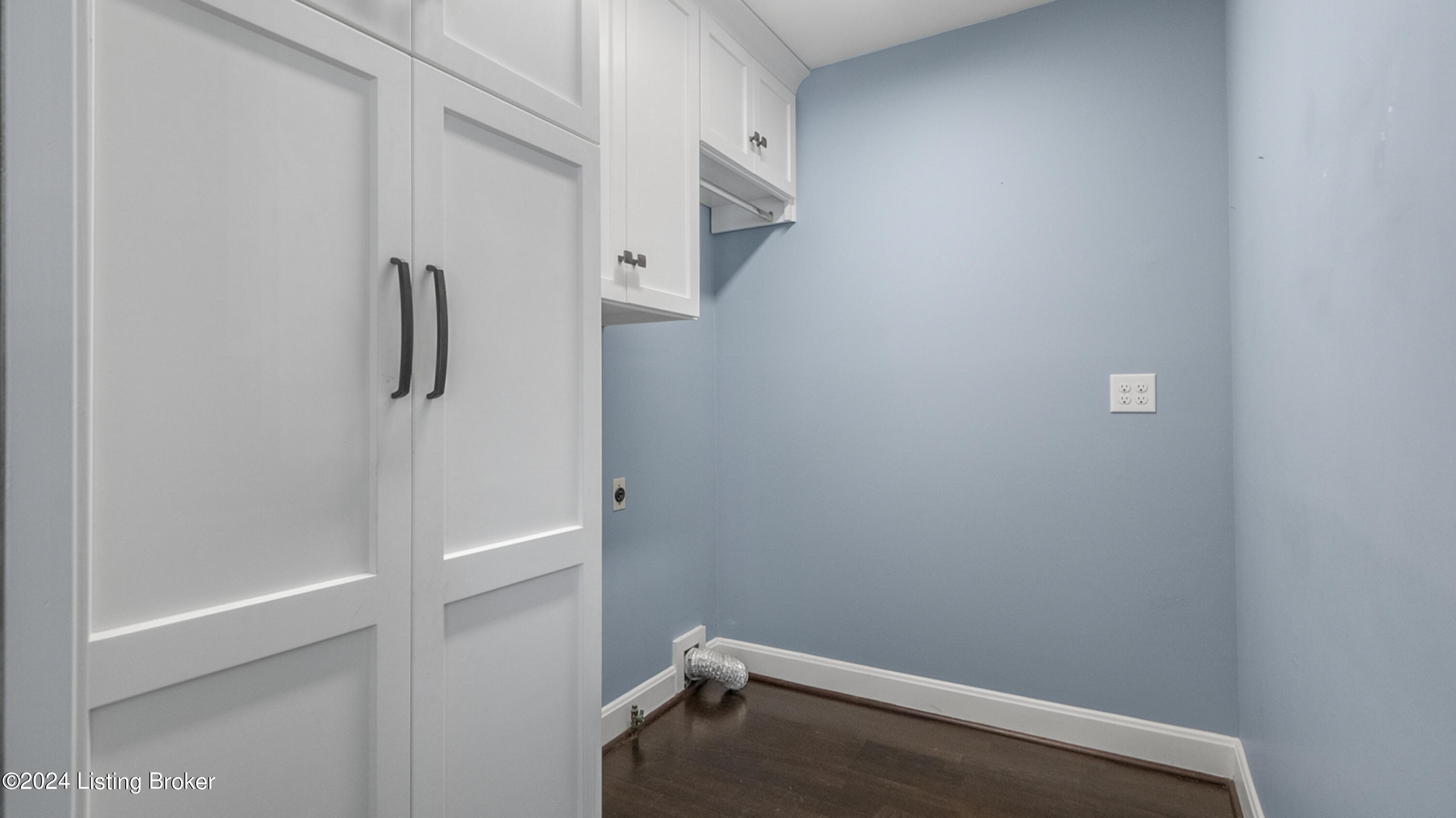 1378 Waxwing Pl