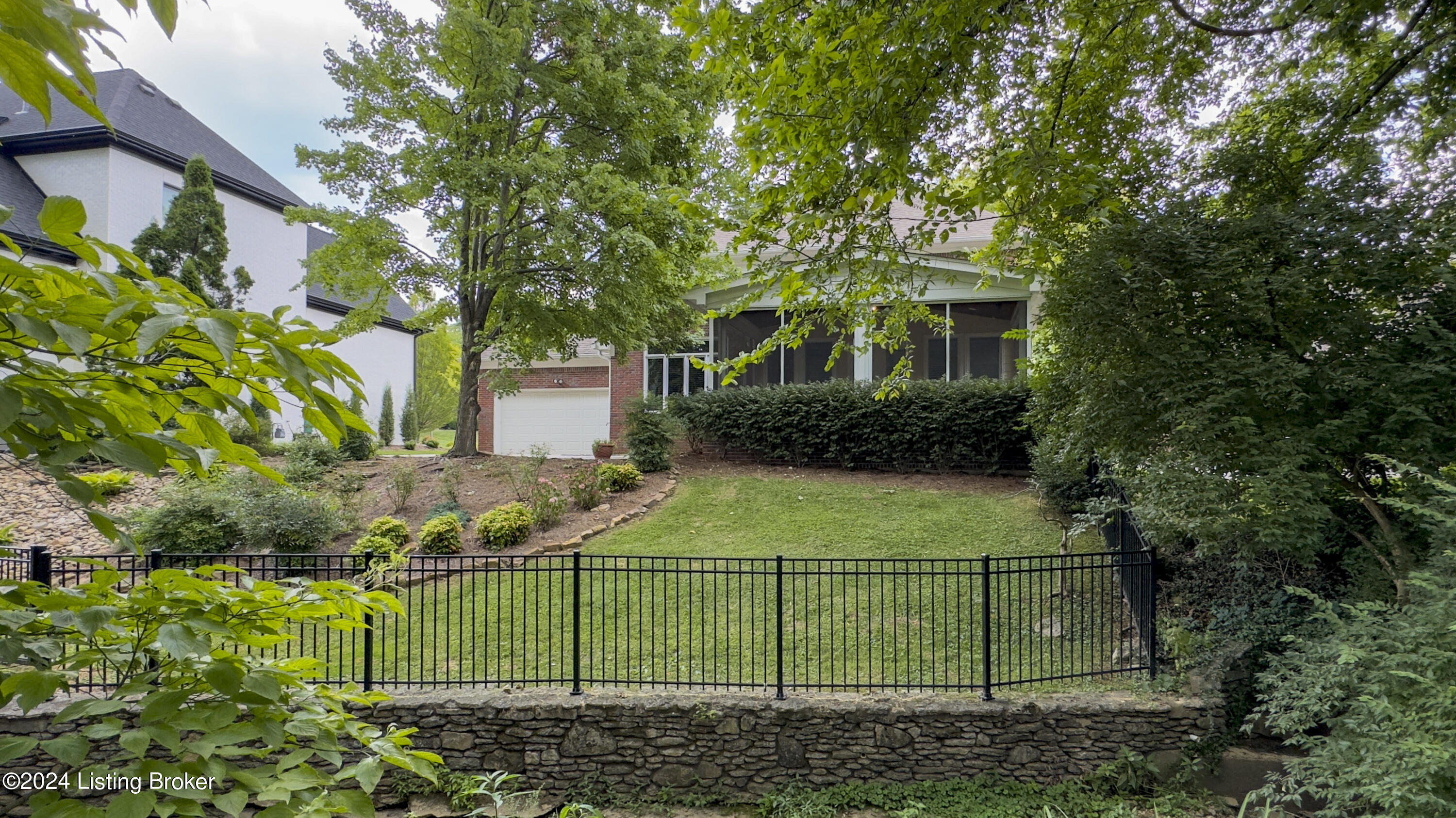 1378 Waxwing Pl