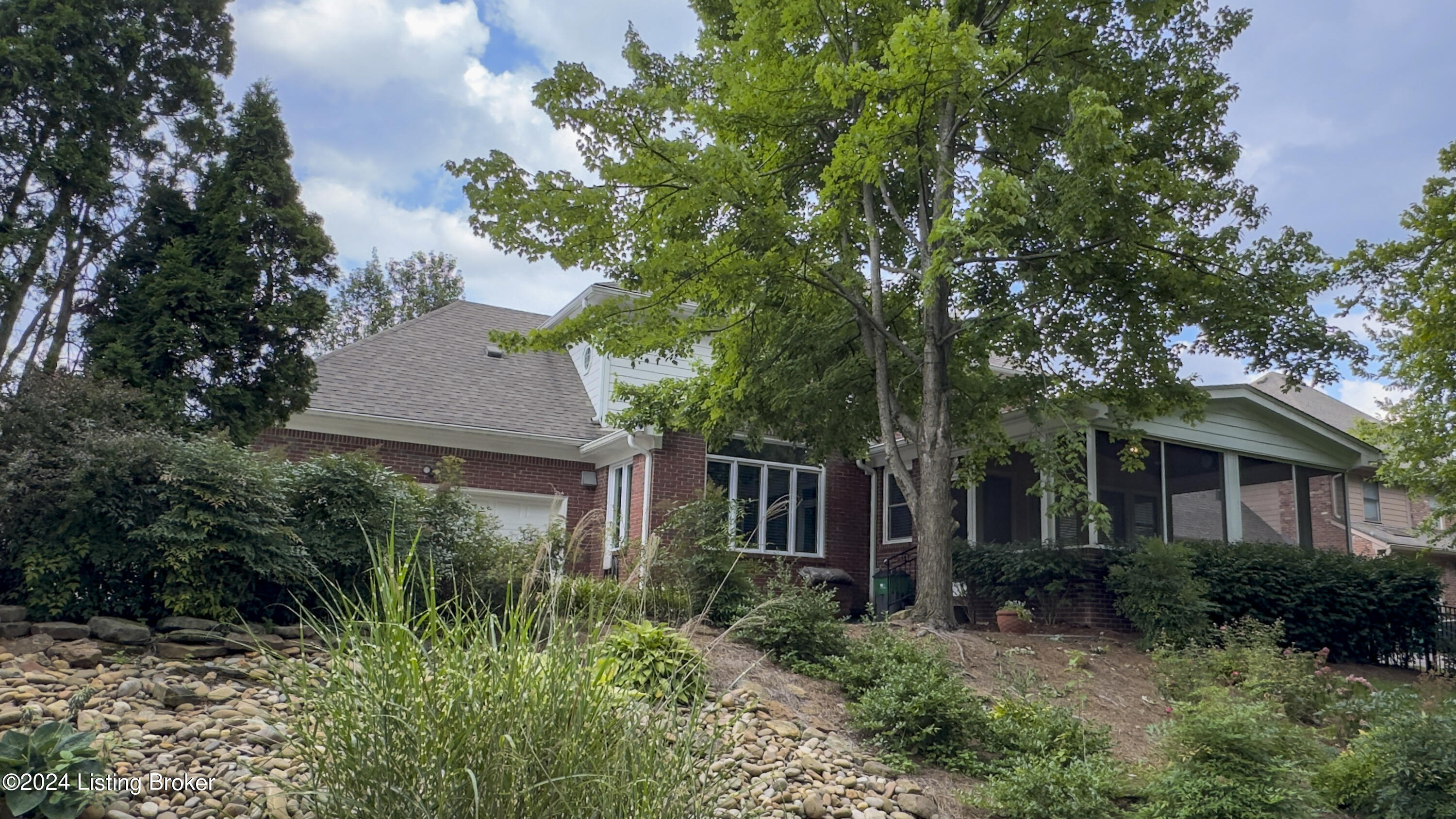 1378 Waxwing Pl