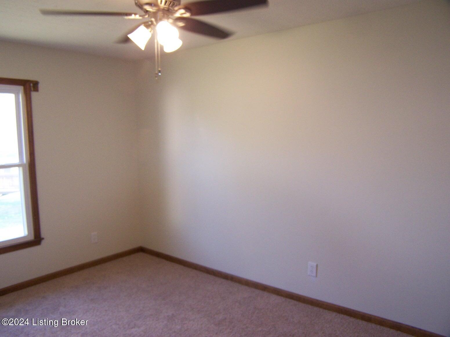 6902 Cedarwood Dr
