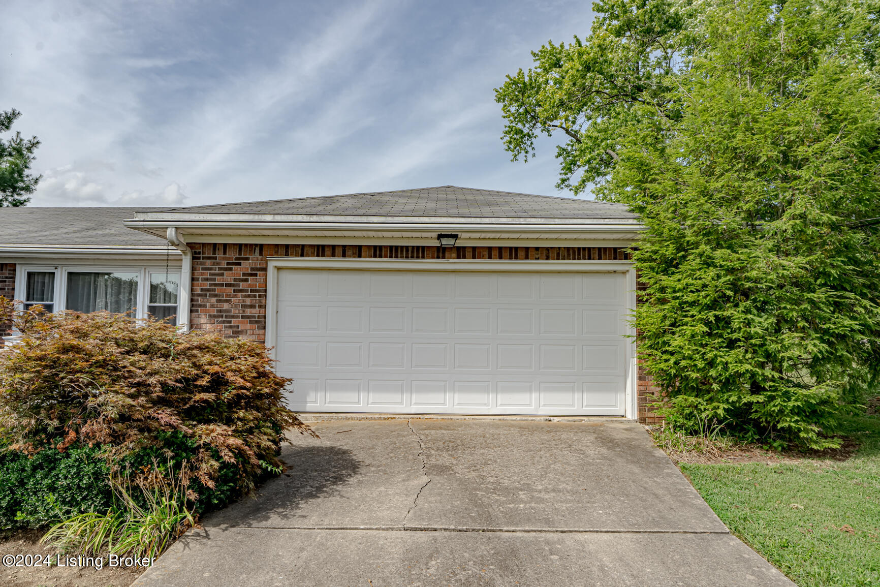 226 Shadyview Dr