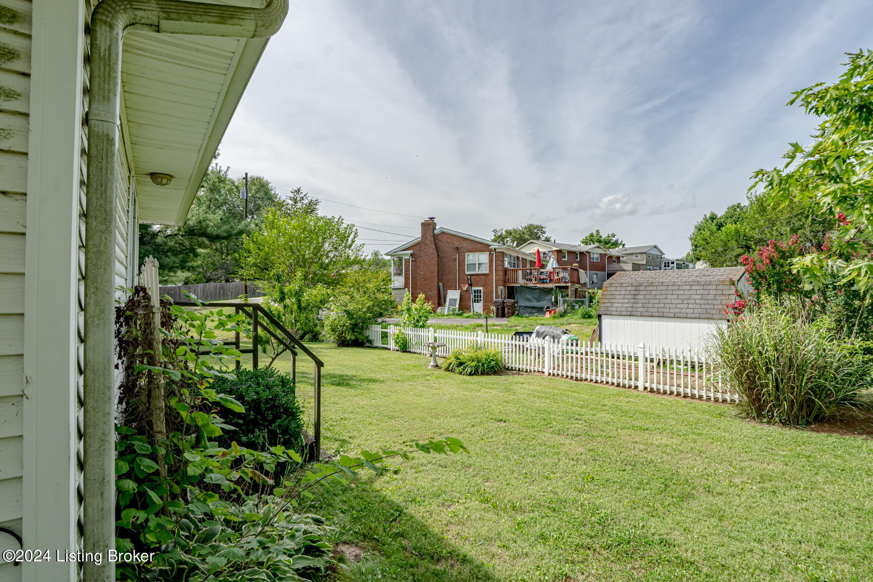 226 Shadyview Dr