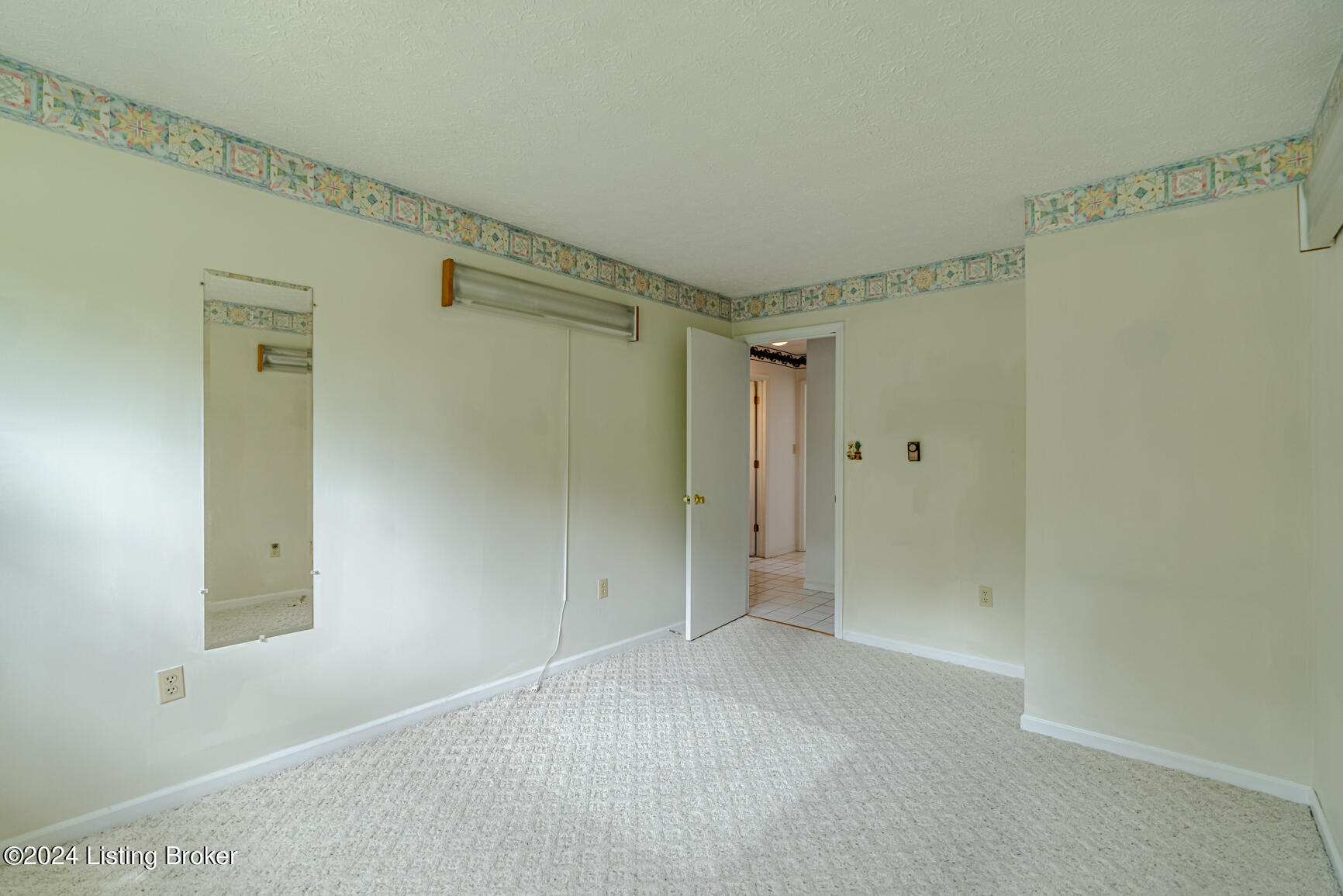 226 Shadyview Dr