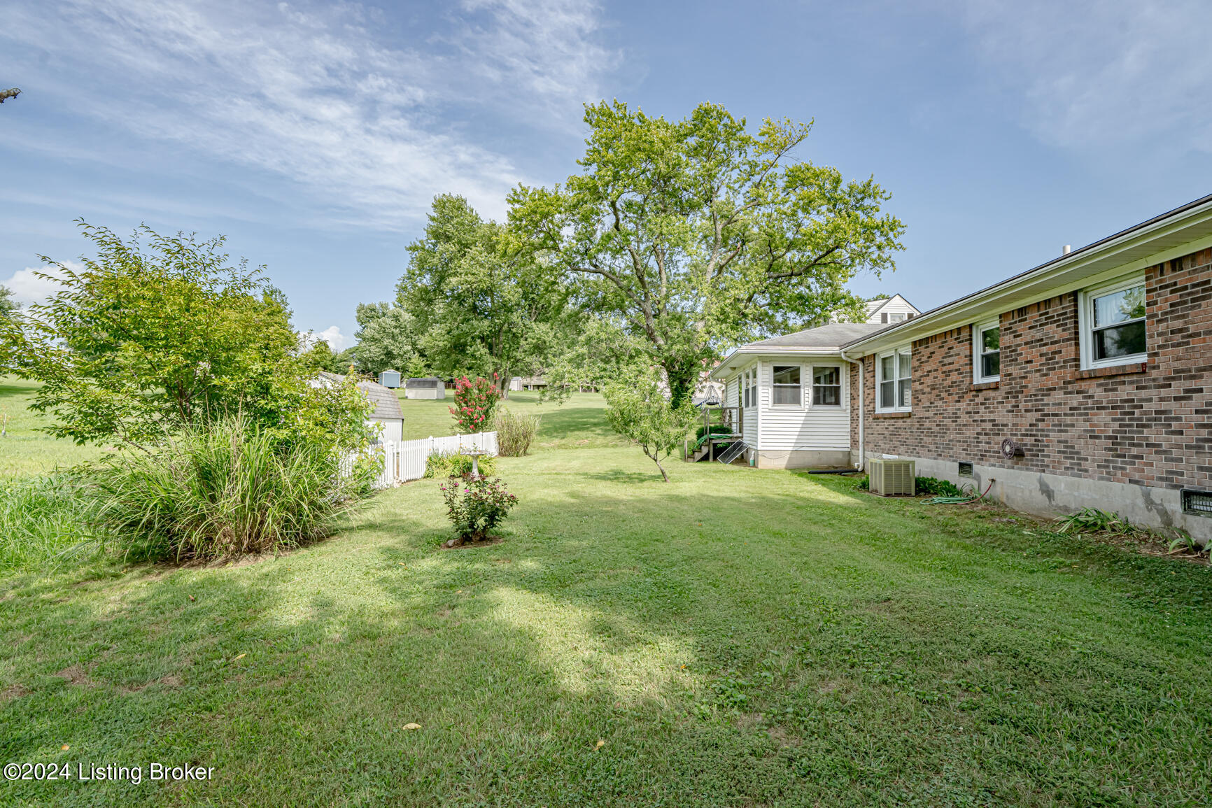226 Shadyview Dr