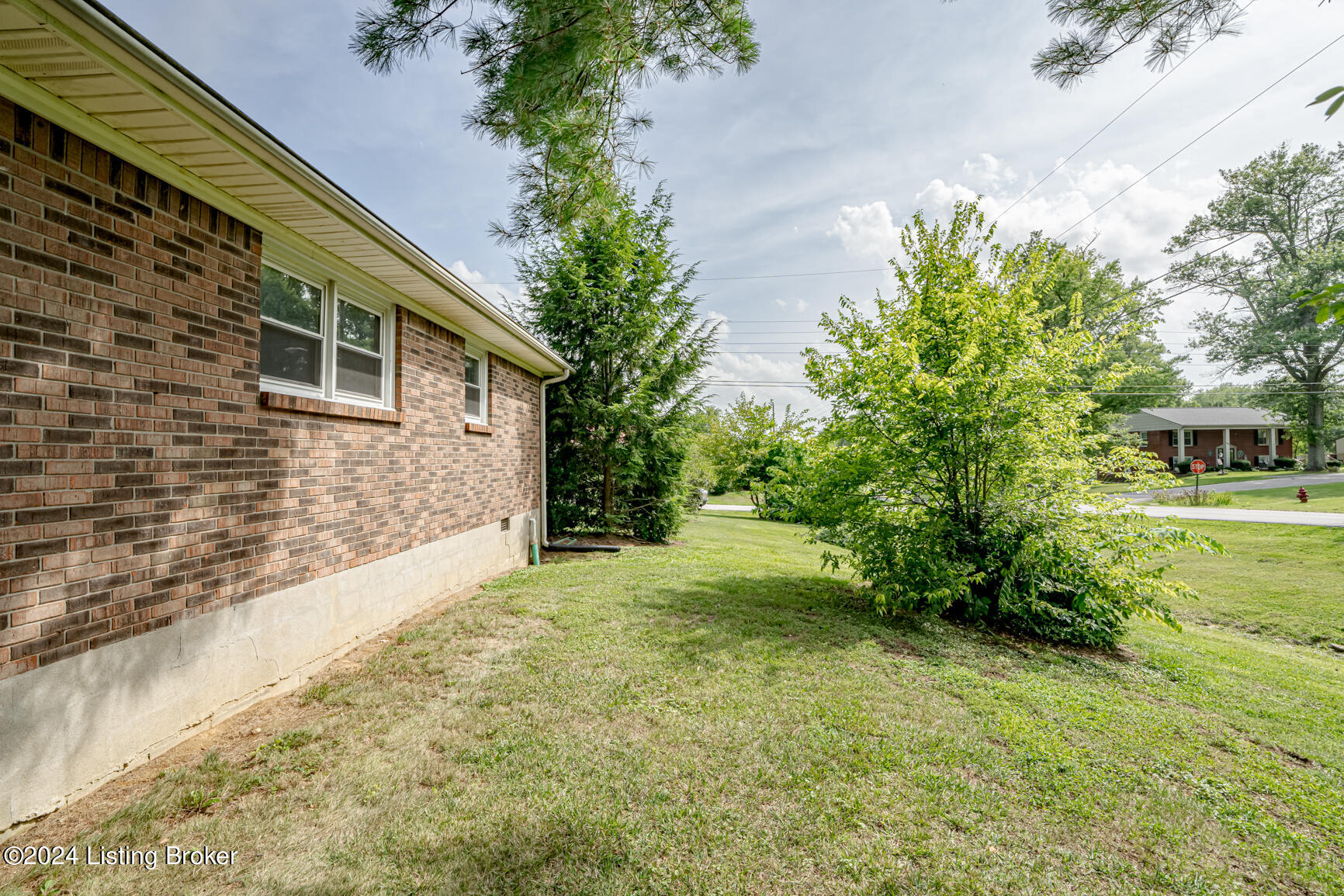226 Shadyview Dr