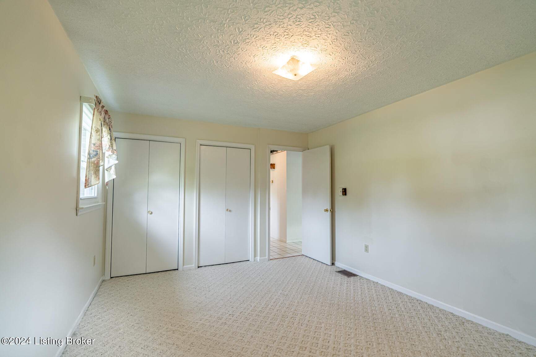 226 Shadyview Dr