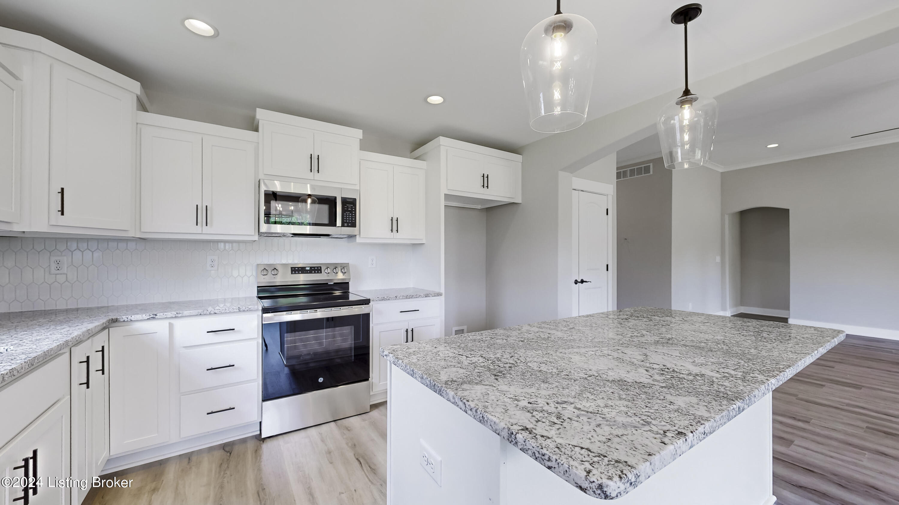 7914 Cultivator Ct
