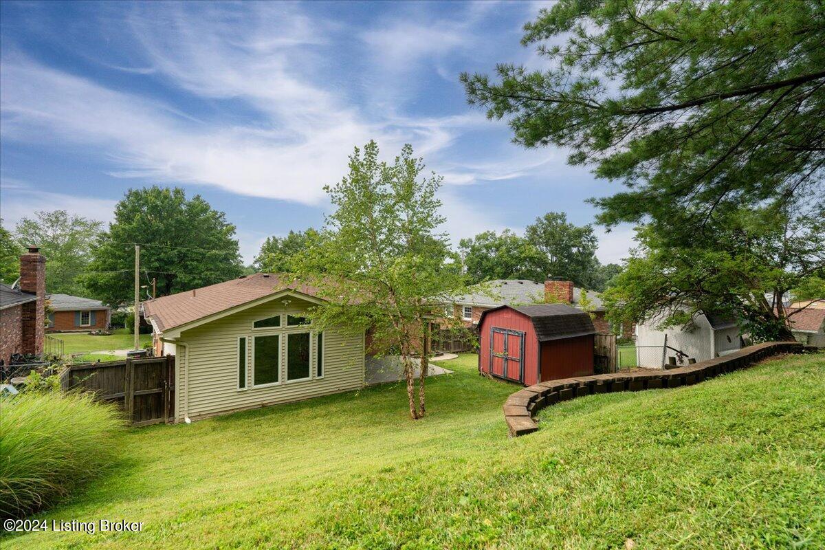 5603 Brinson Dr