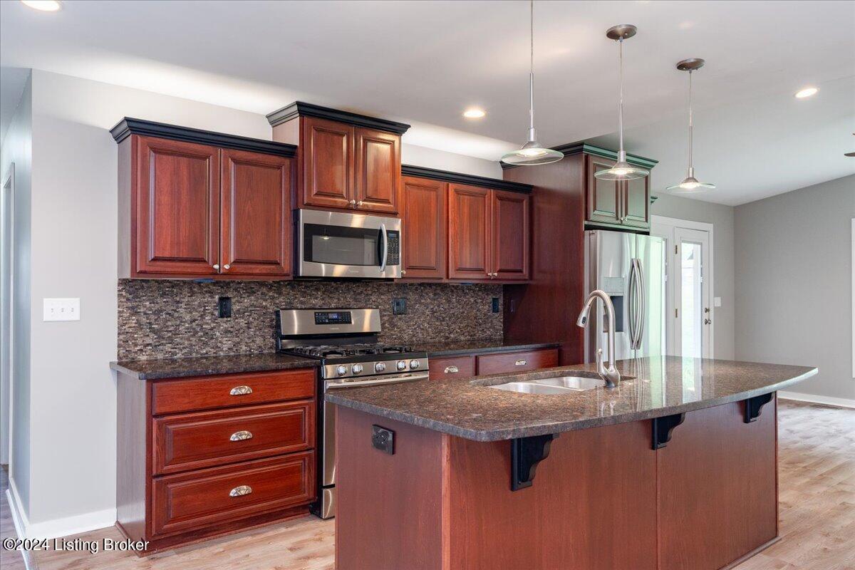 5603 Brinson Dr