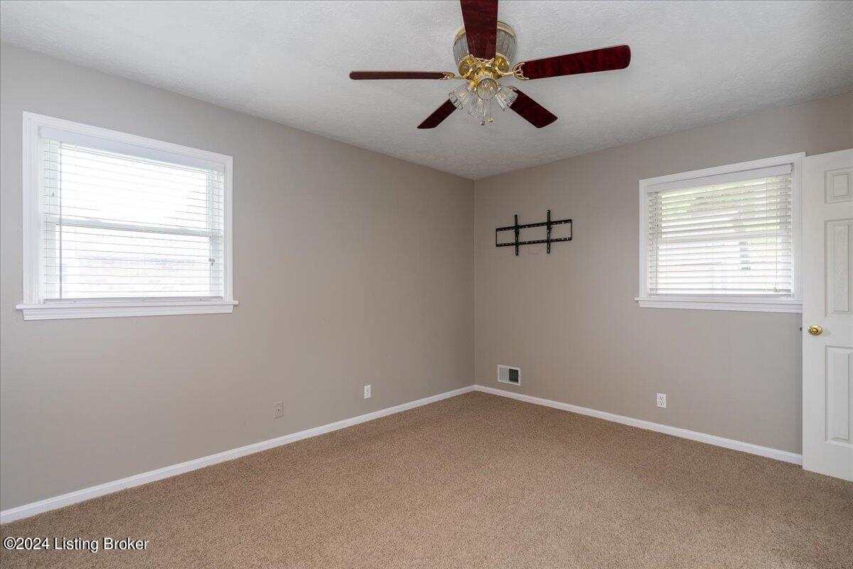 5603 Brinson Dr