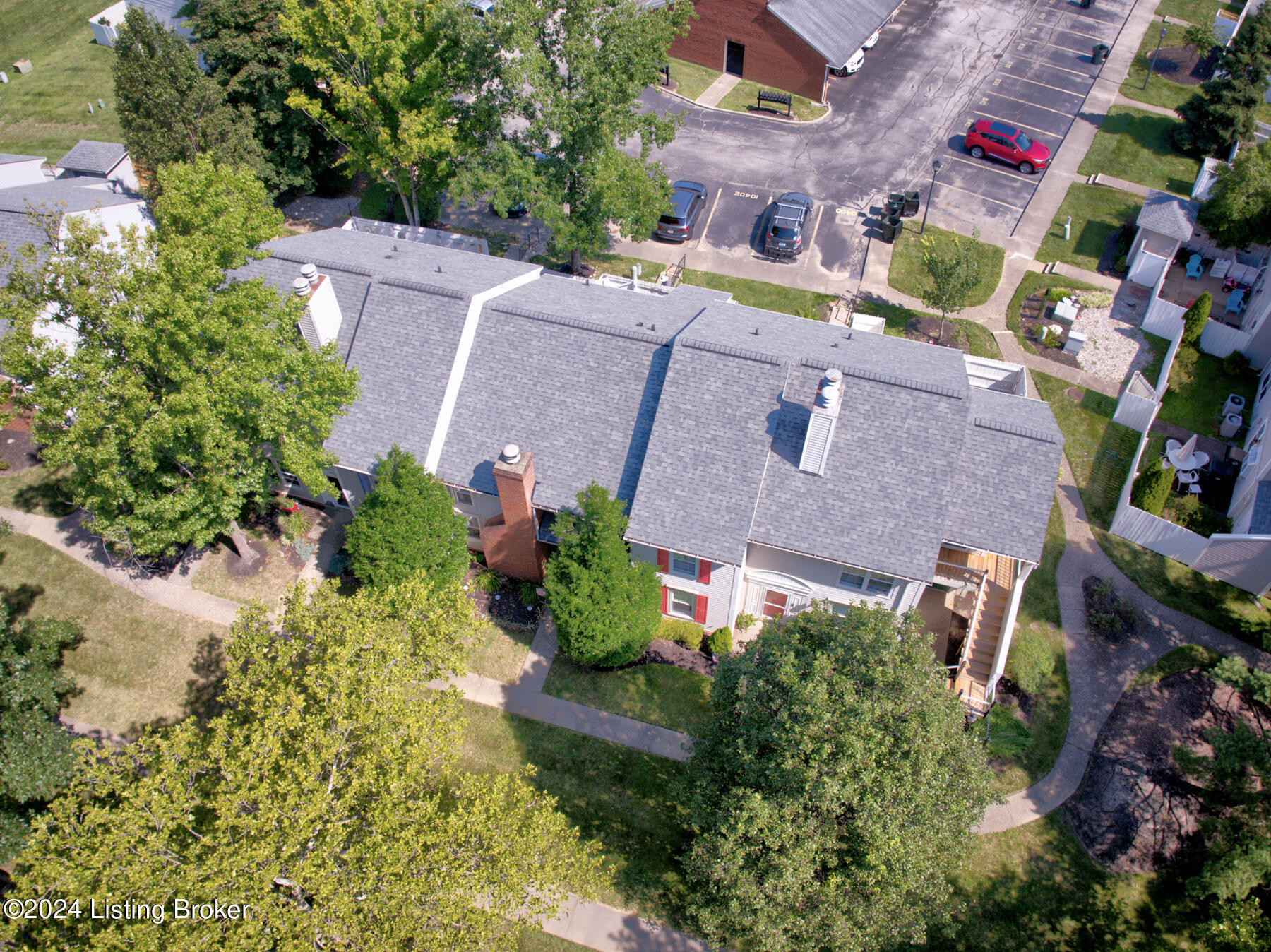 10402 Timberwood Cir