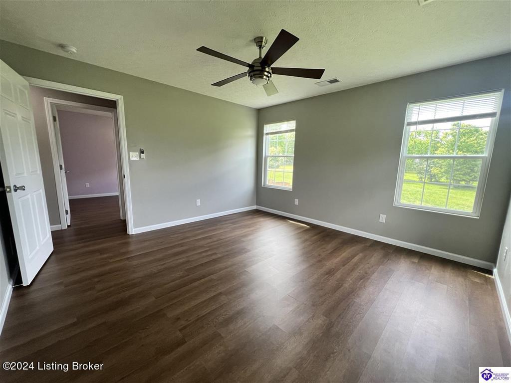 60 Albina Ct