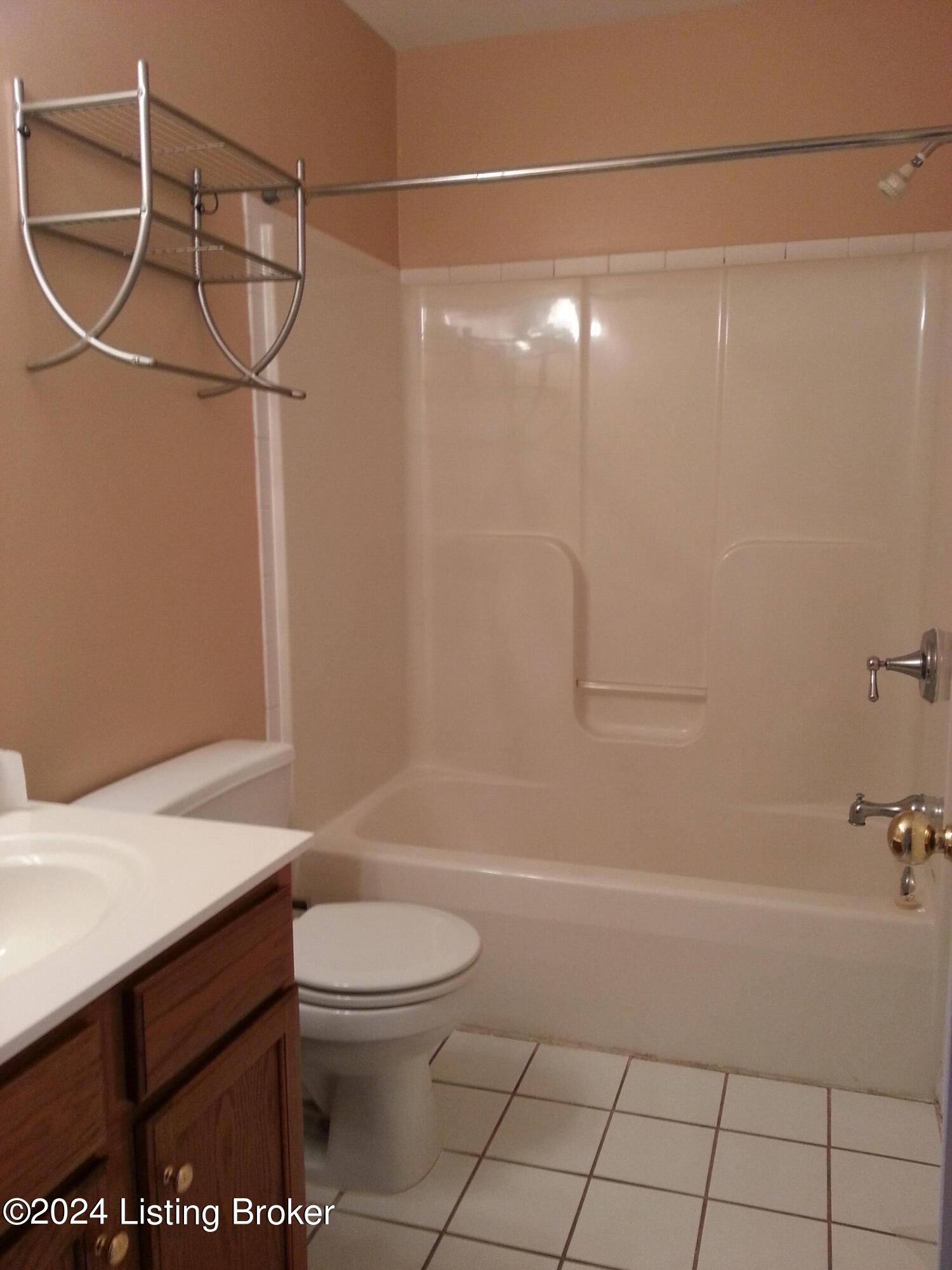 3606 Locust Ave