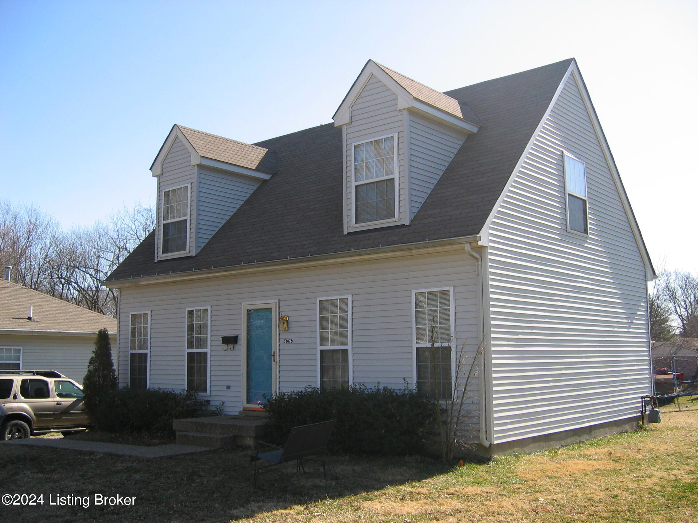3606 Locust Ave