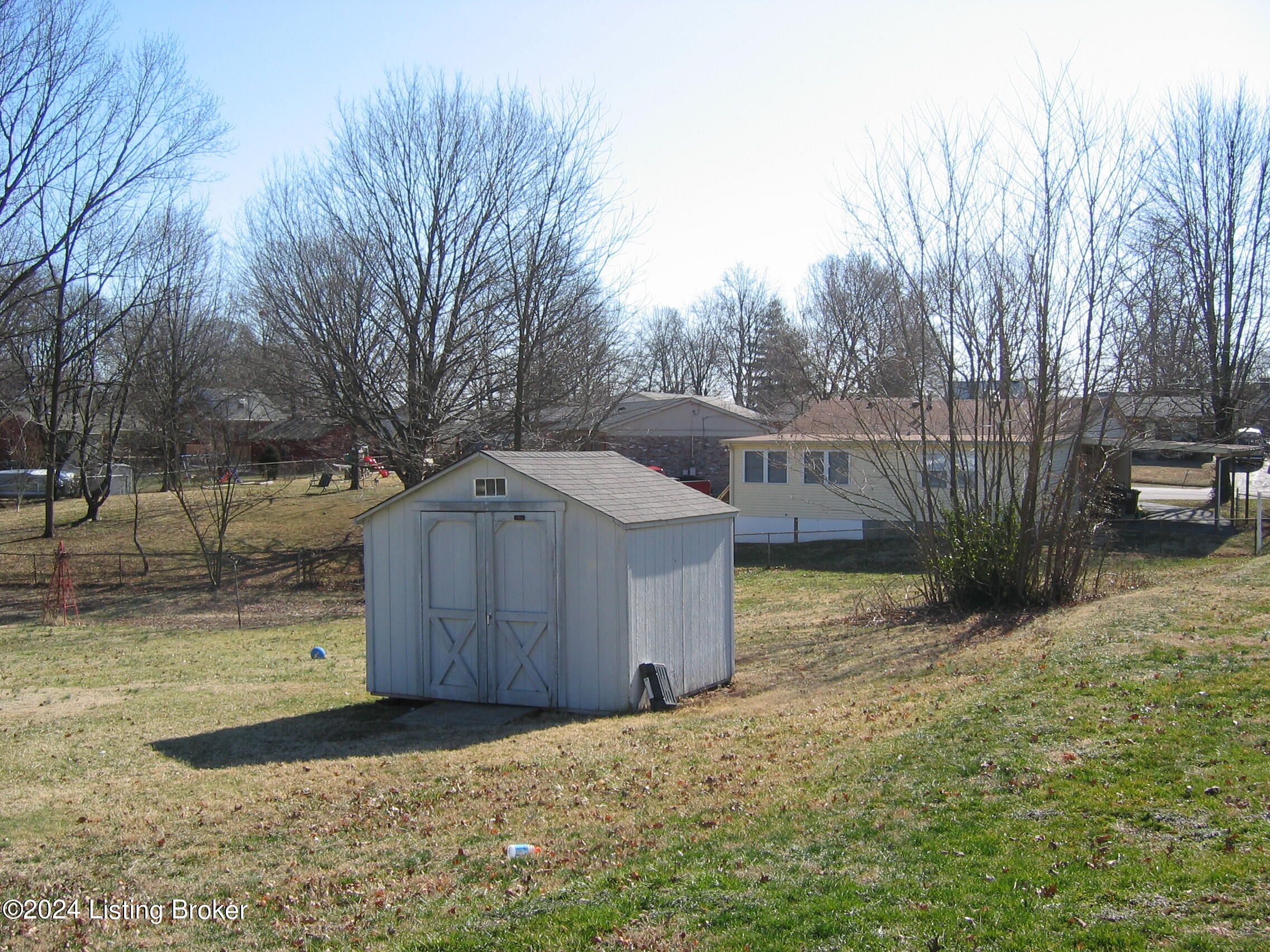 3606 Locust Ave
