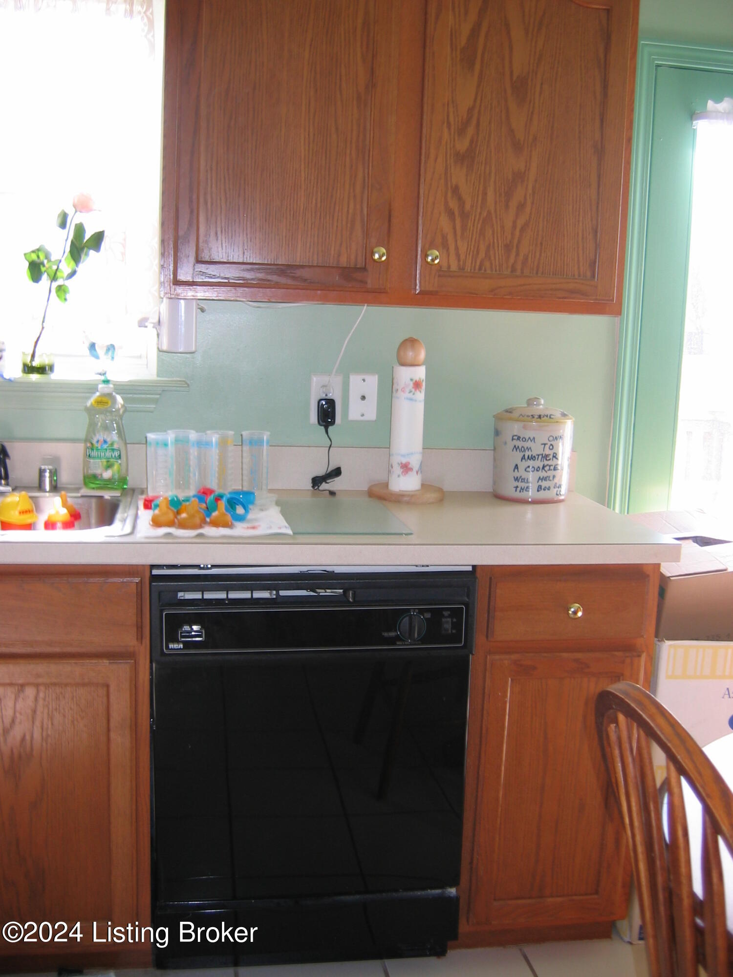 3606 Locust Ave