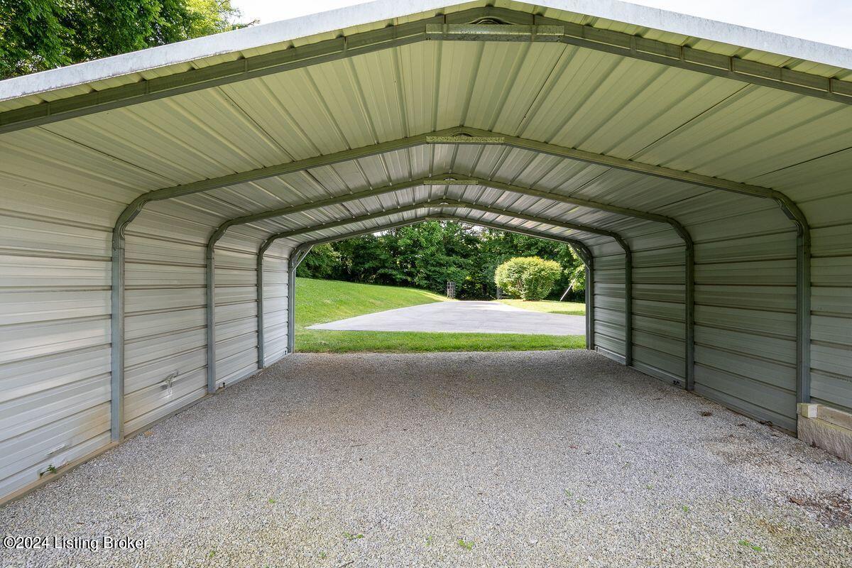 7021 Routt Rd