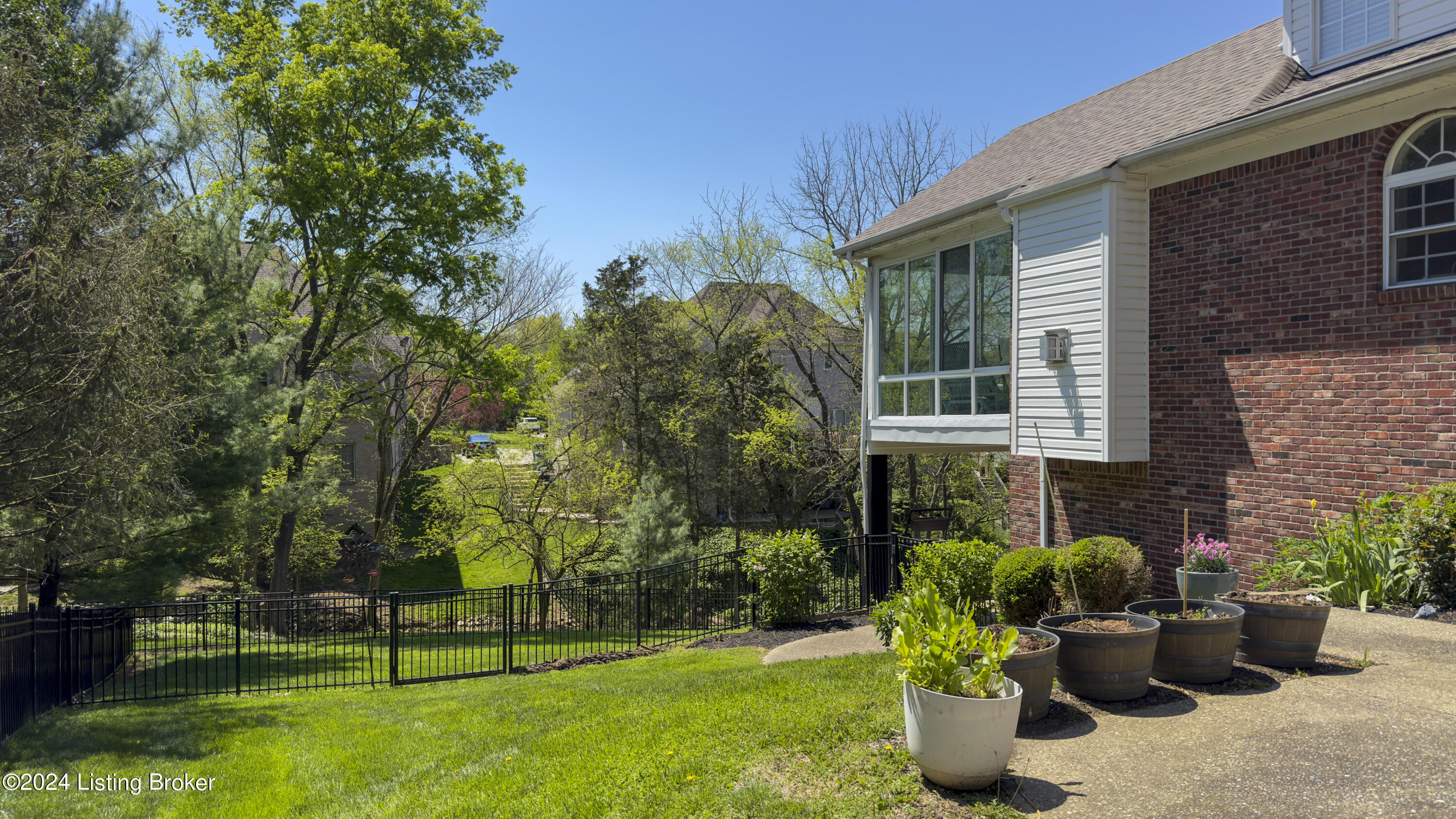 18512 Longview Park Ln