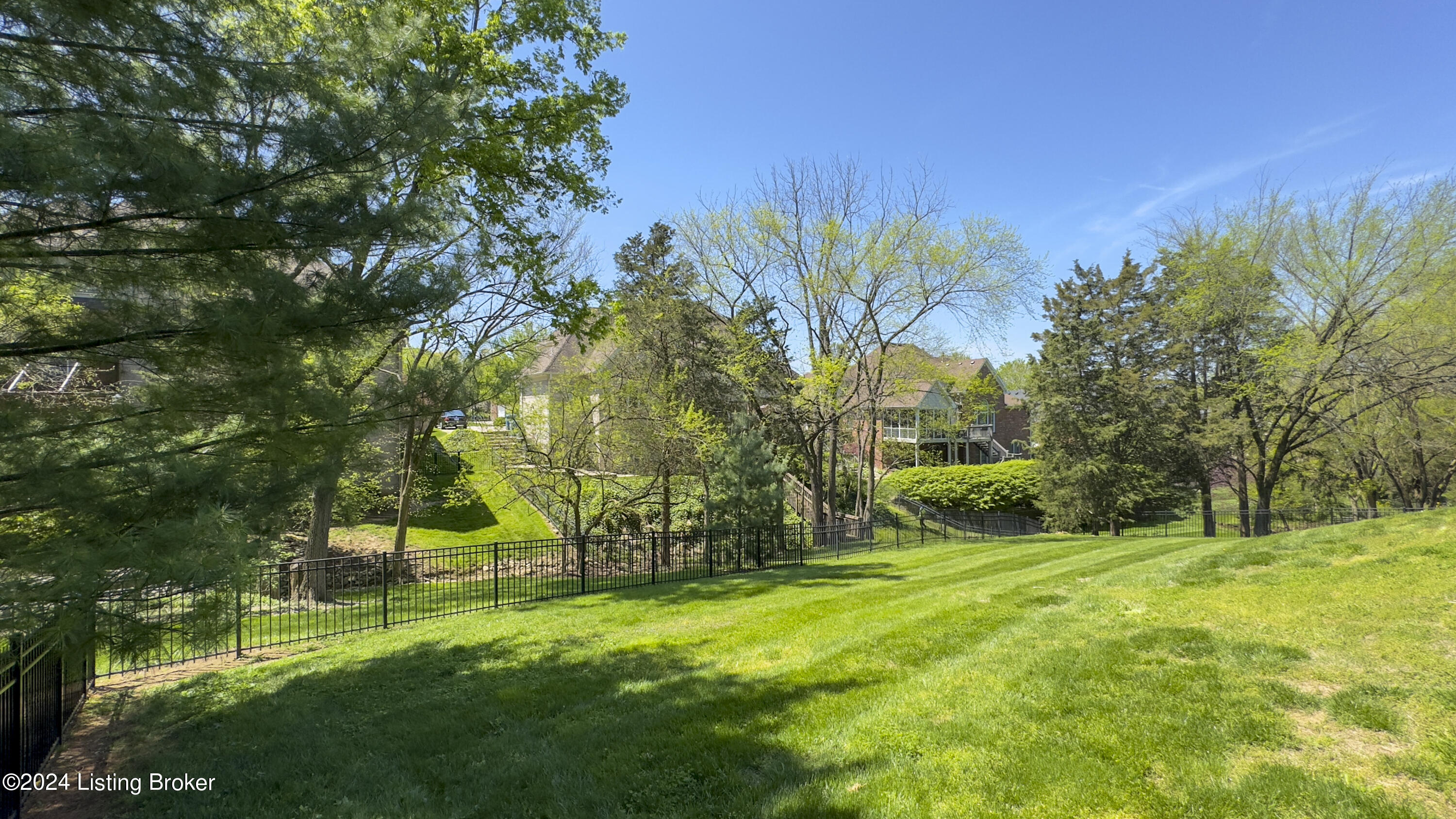 18512 Longview Park Ln