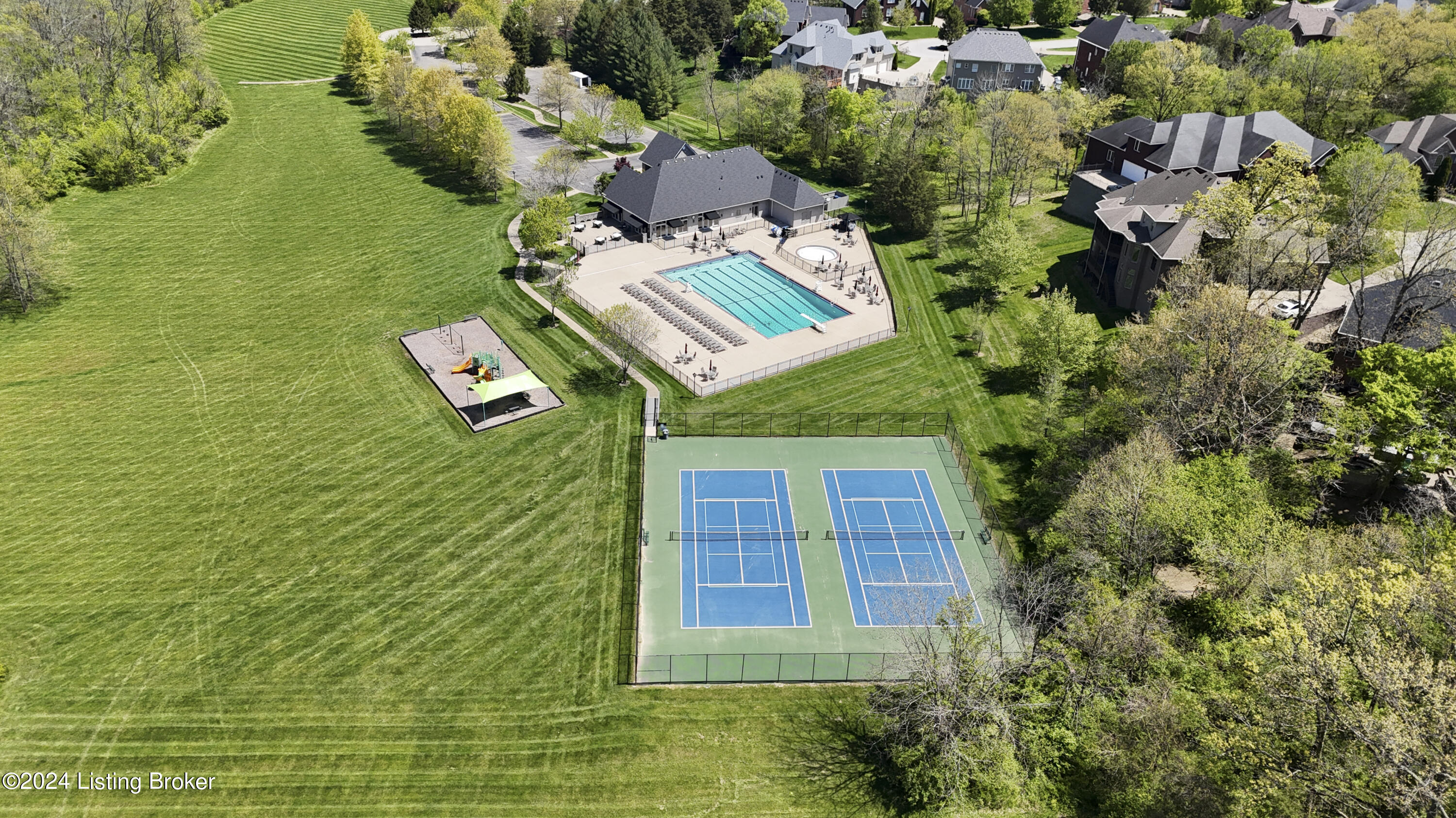 18512 Longview Park Ln