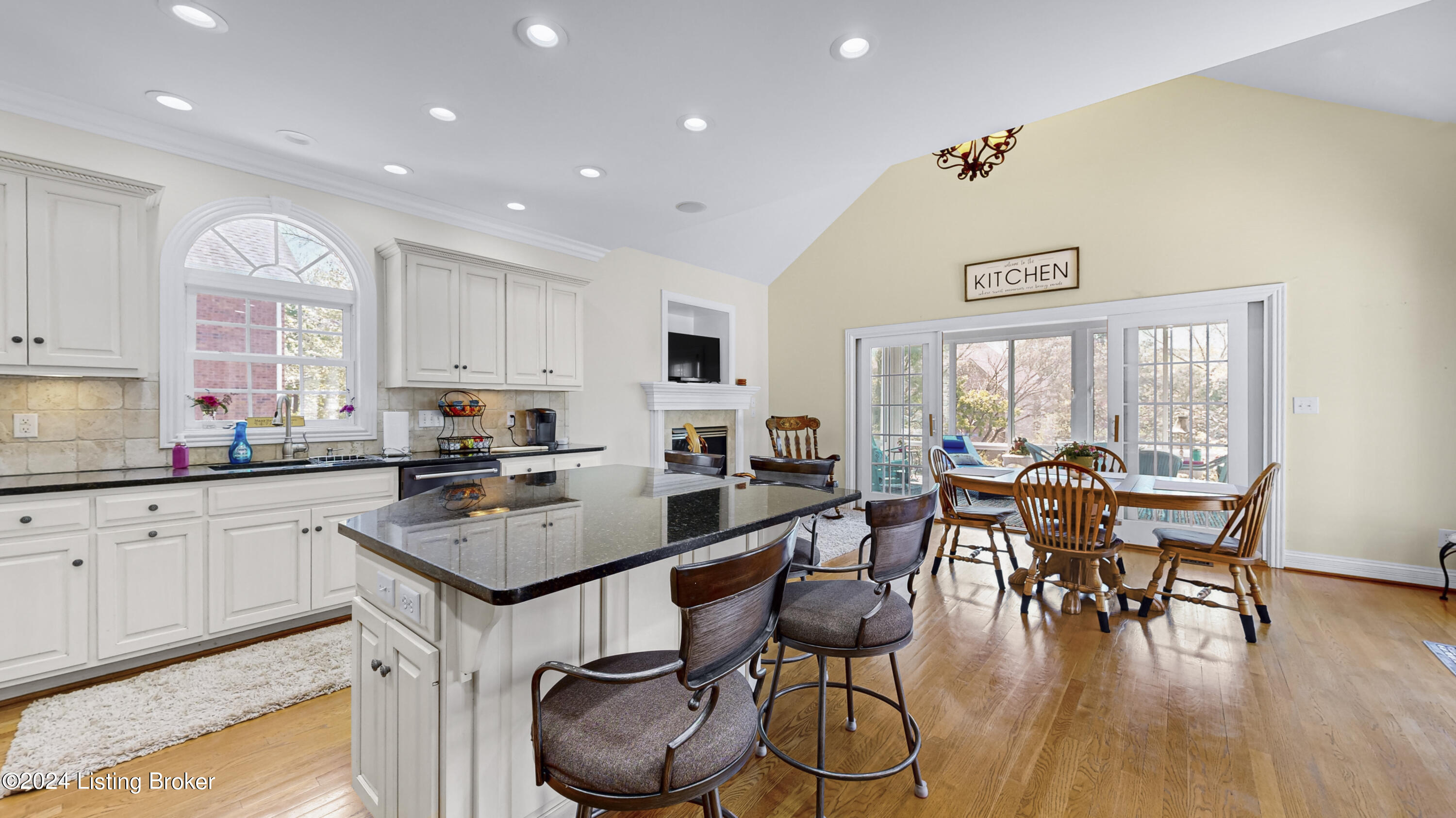 18512 Longview Park Ln