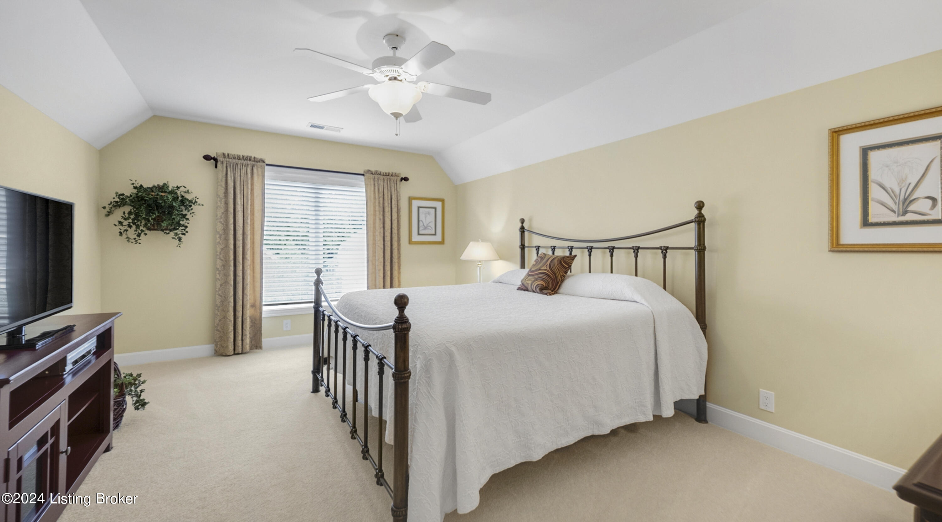 15112 Meadow Farms Ct