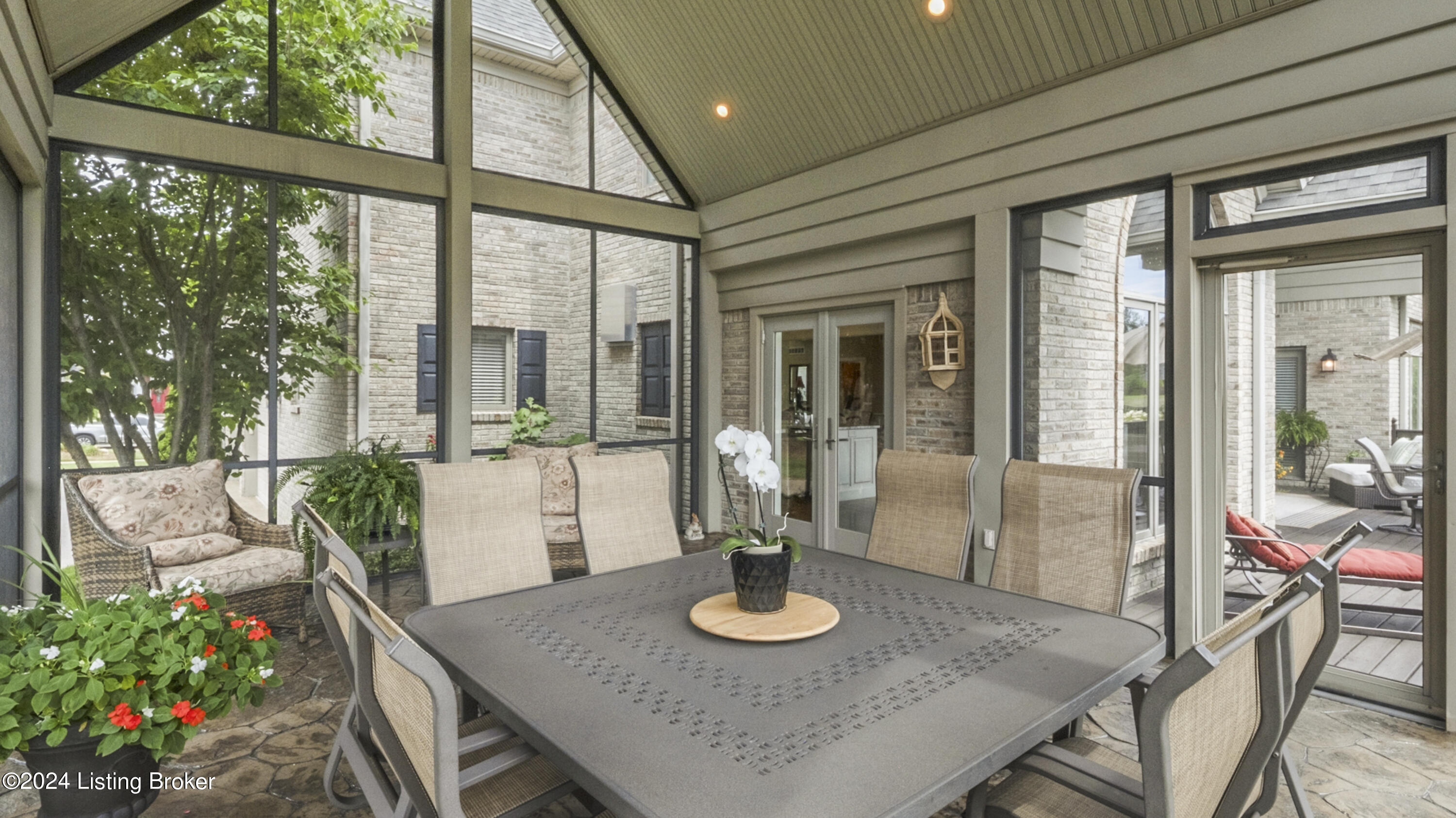 15112 Meadow Farms Ct