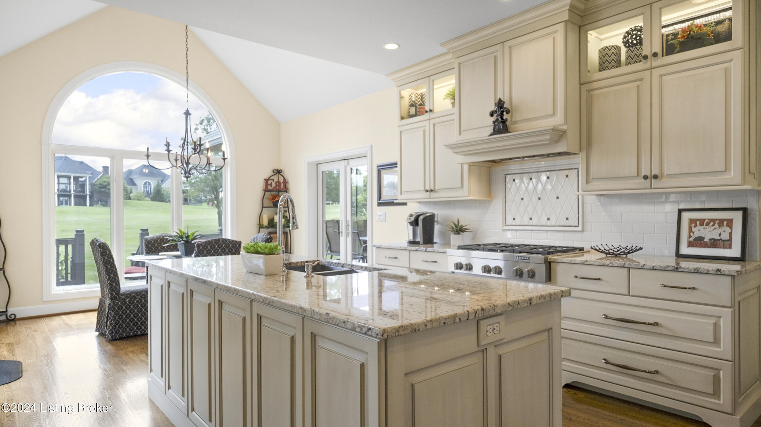 15112 Meadow Farms Ct