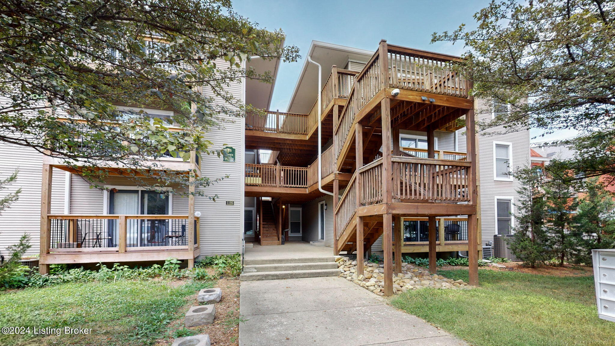 1125 S 1st St 6