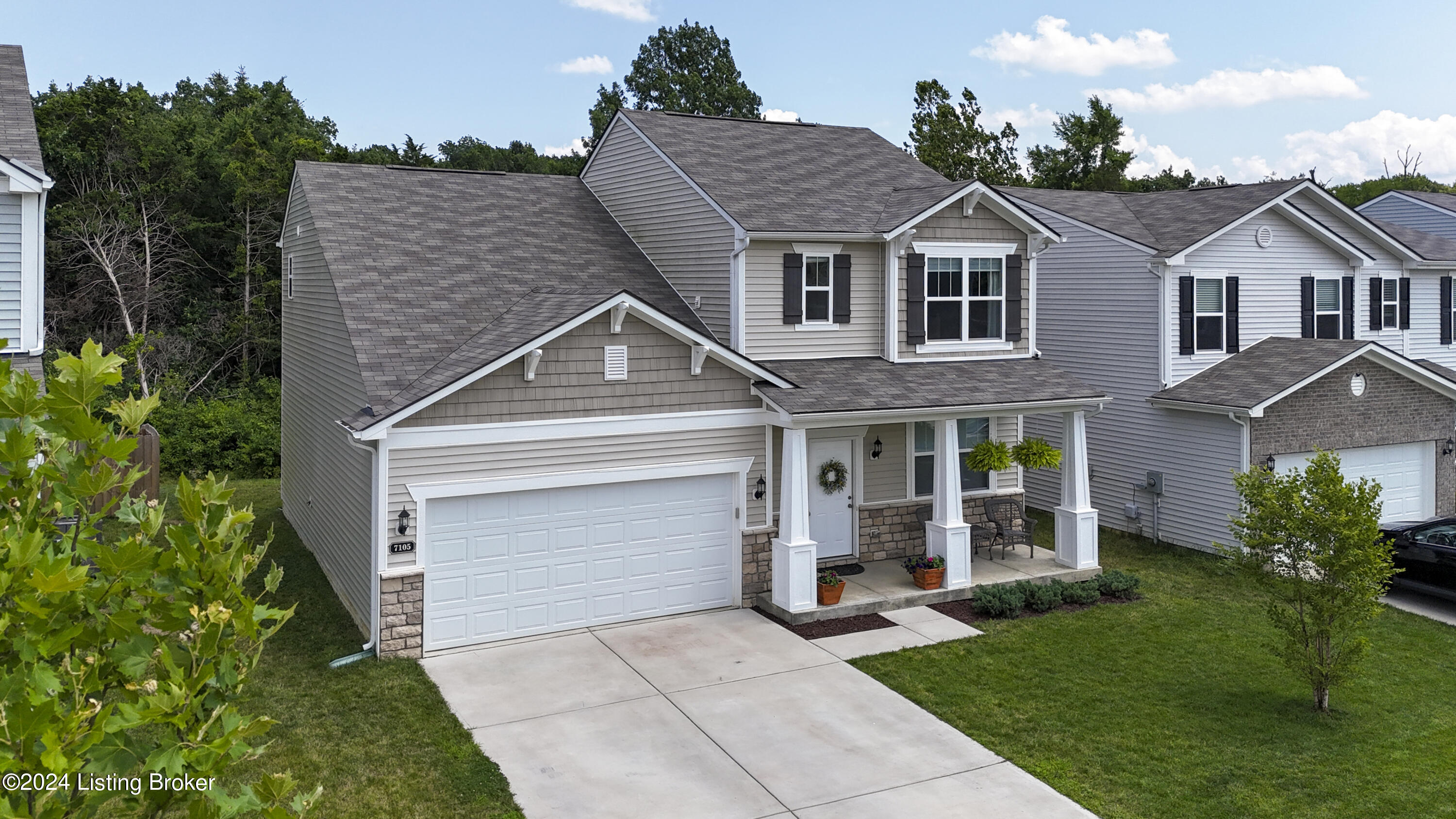 7105 Hollow Oaks Dr