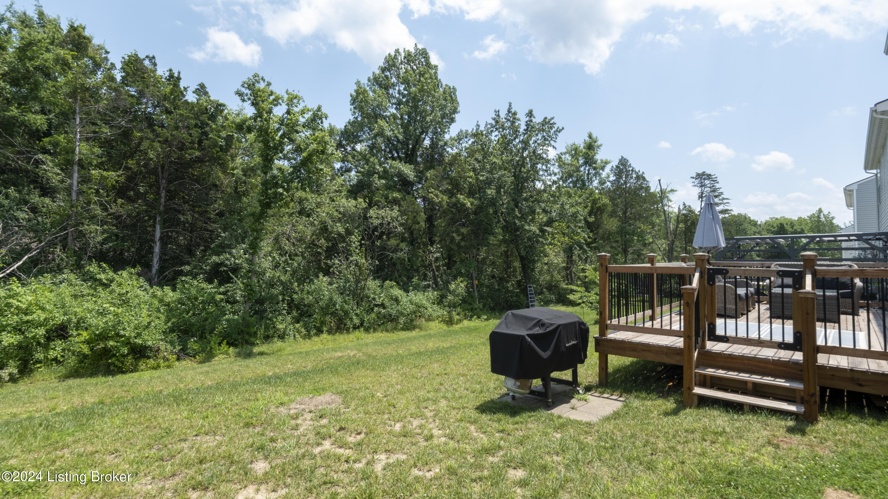 7105 Hollow Oaks Dr
