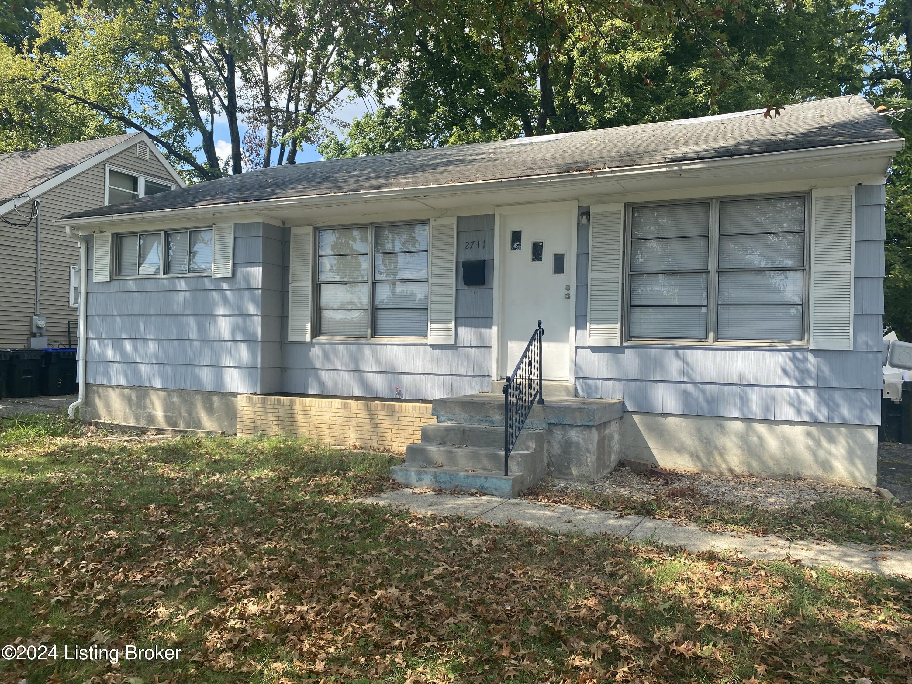 2711 Gardiner Ln