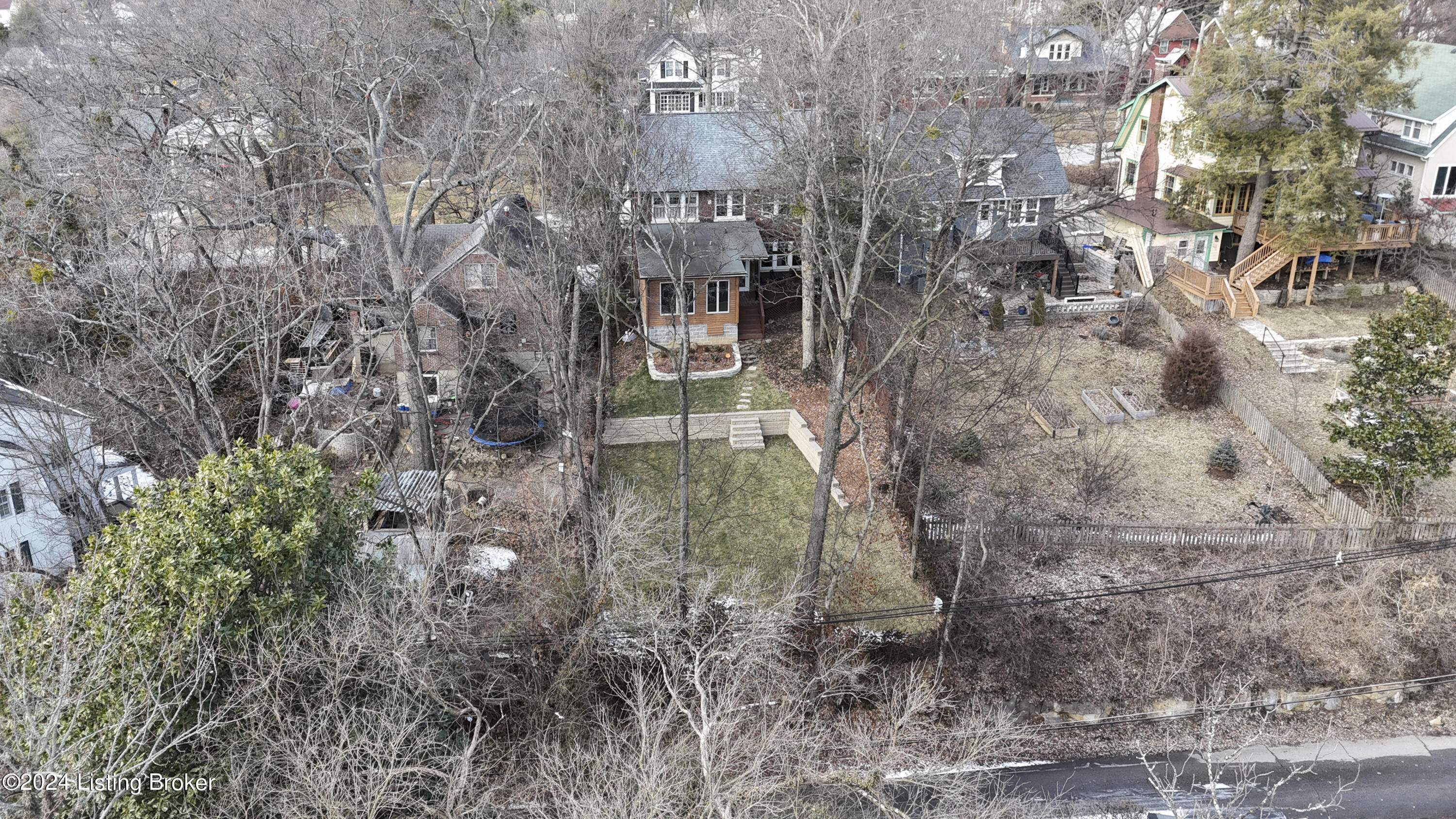 1412 Goddard Ave