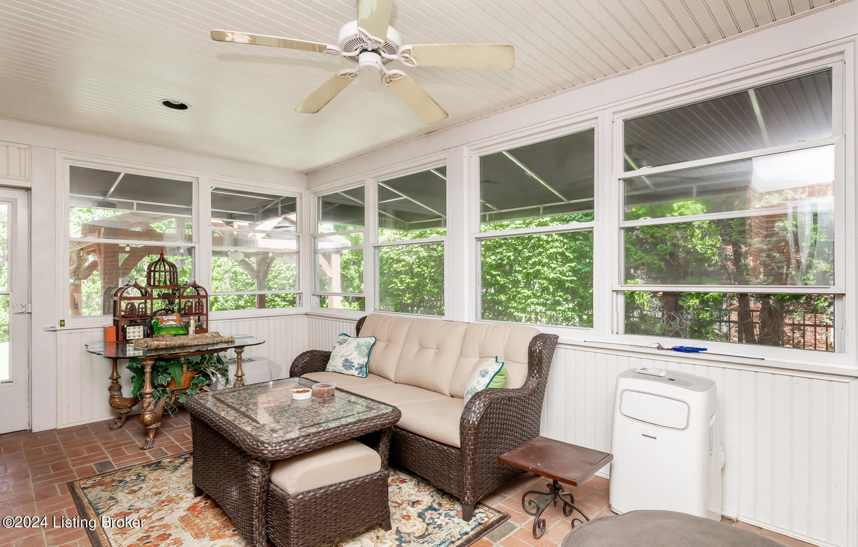 7811 Hall Farm Dr