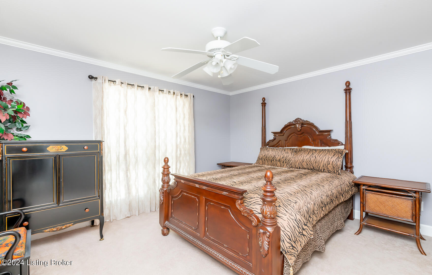 7811 Hall Farm Dr