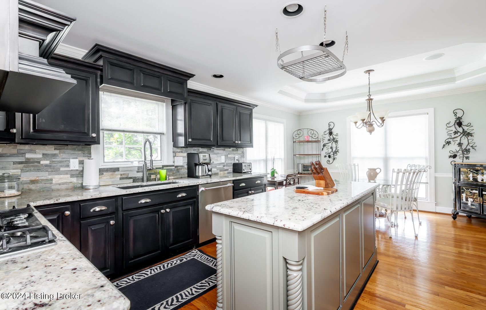 7811 Hall Farm Dr