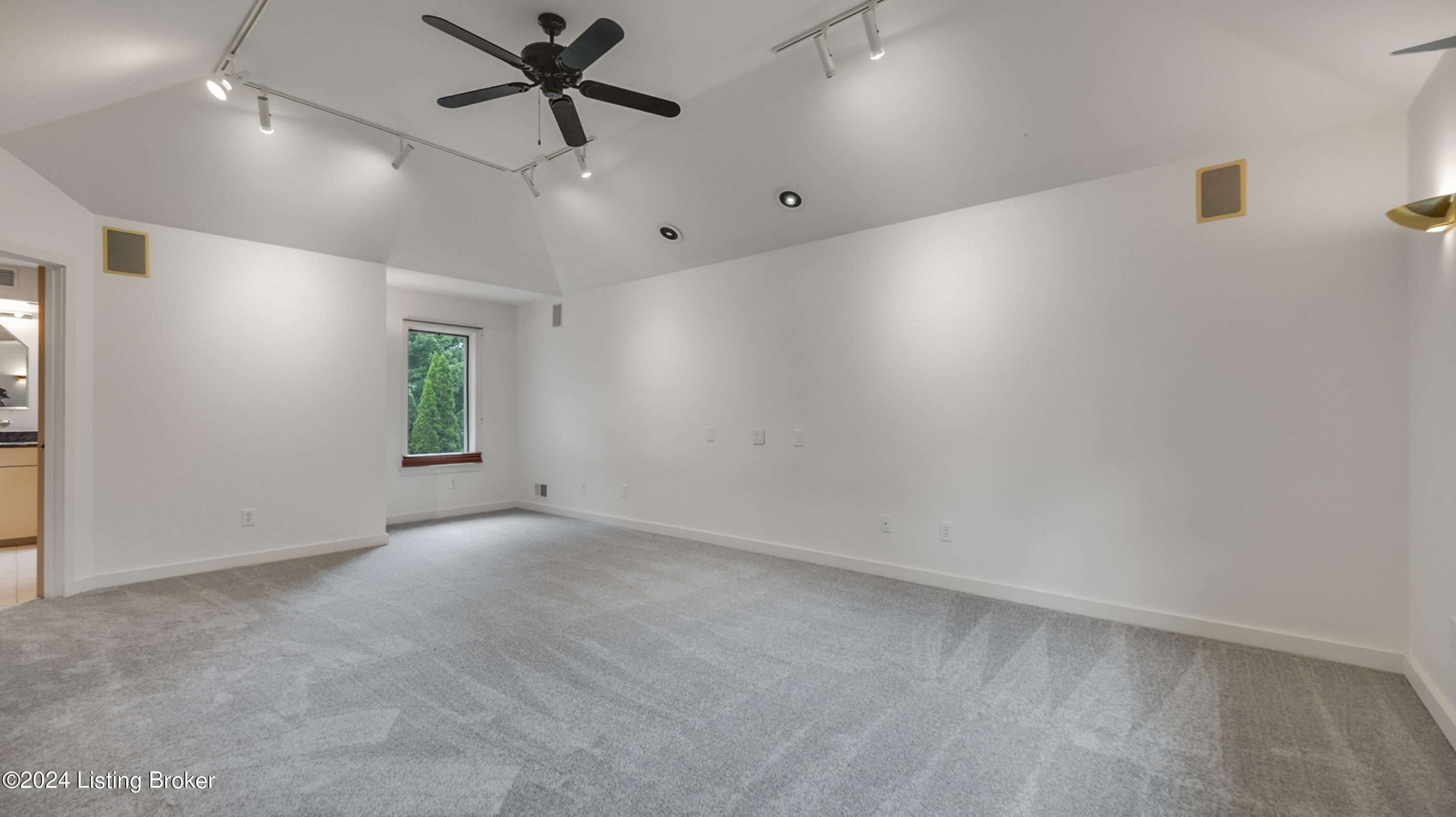 2608 Ballantrae Cir