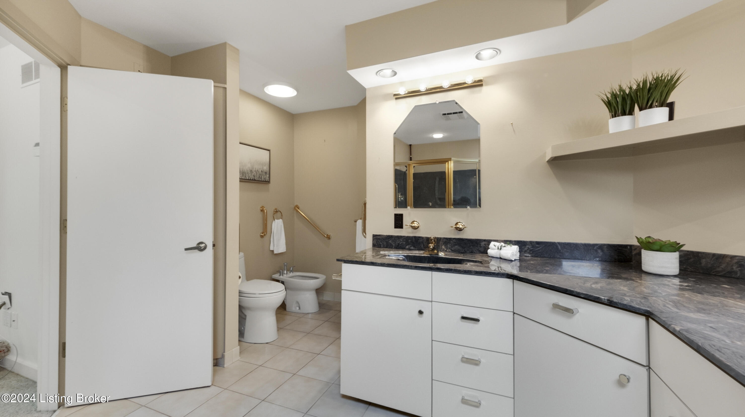 2608 Ballantrae Cir