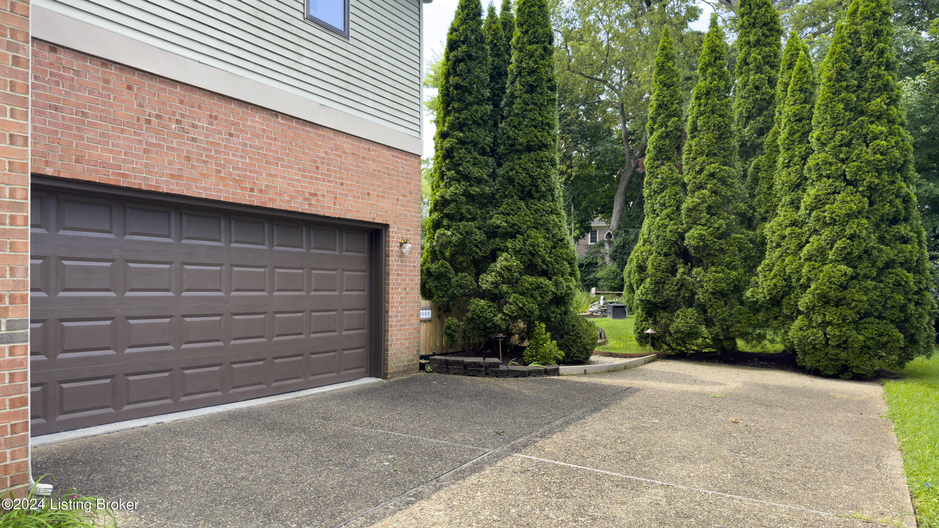 2608 Ballantrae Cir