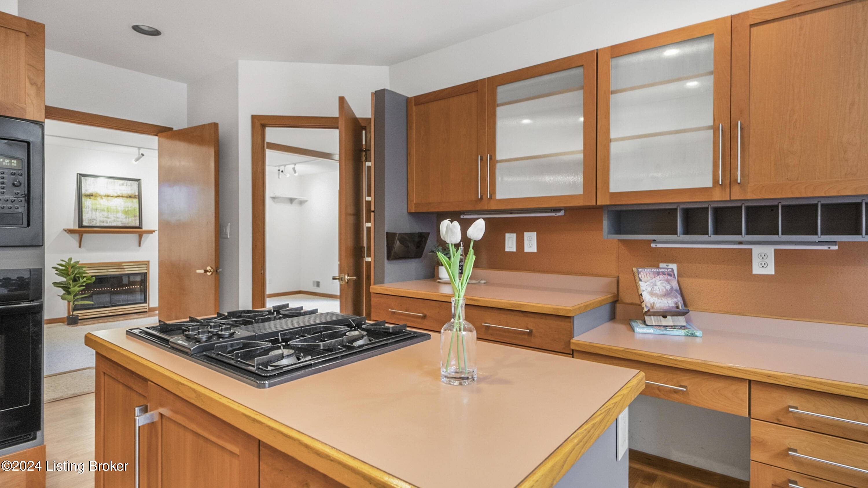 2608 Ballantrae Cir
