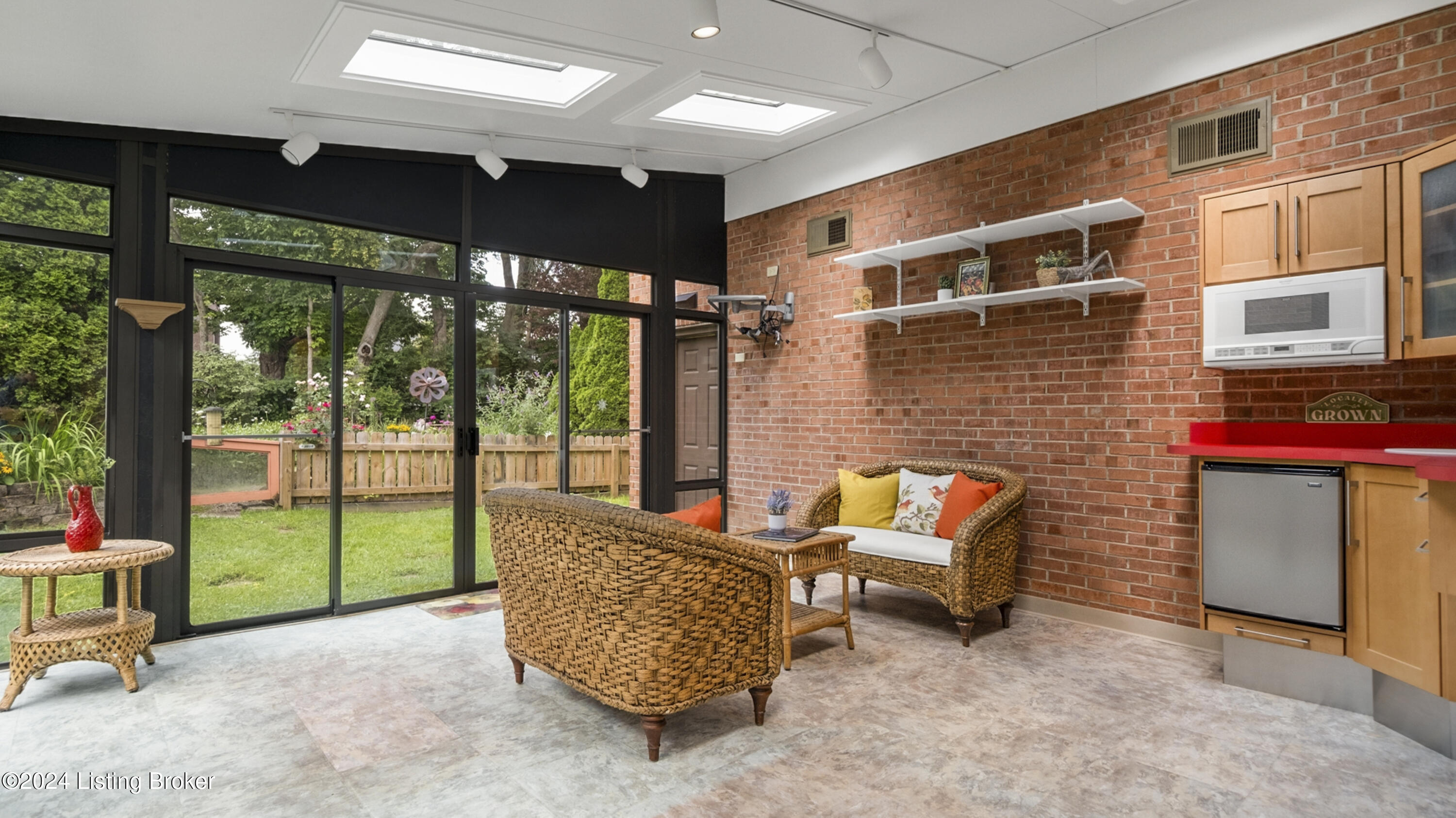 2608 Ballantrae Cir