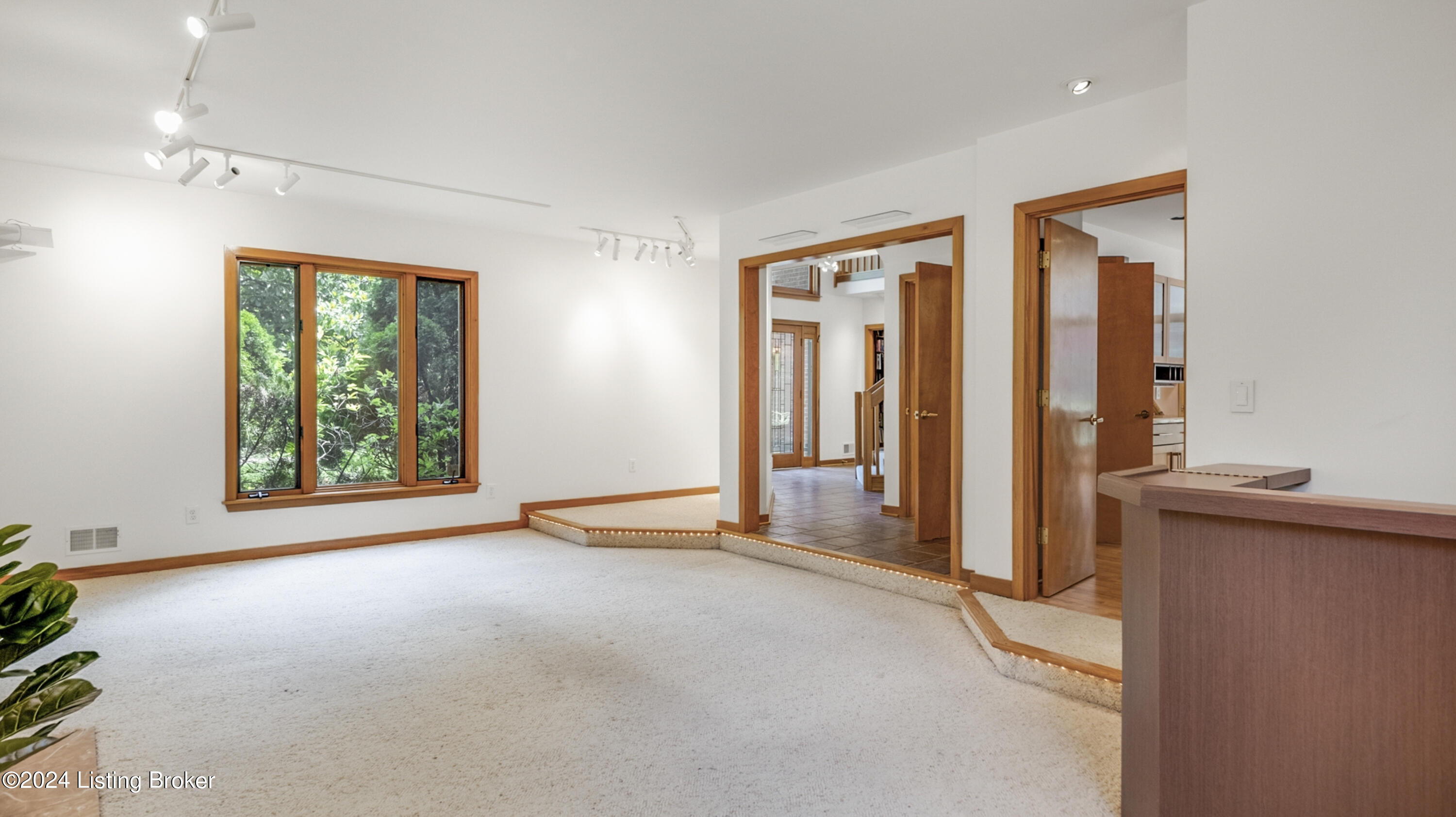 2608 Ballantrae Cir