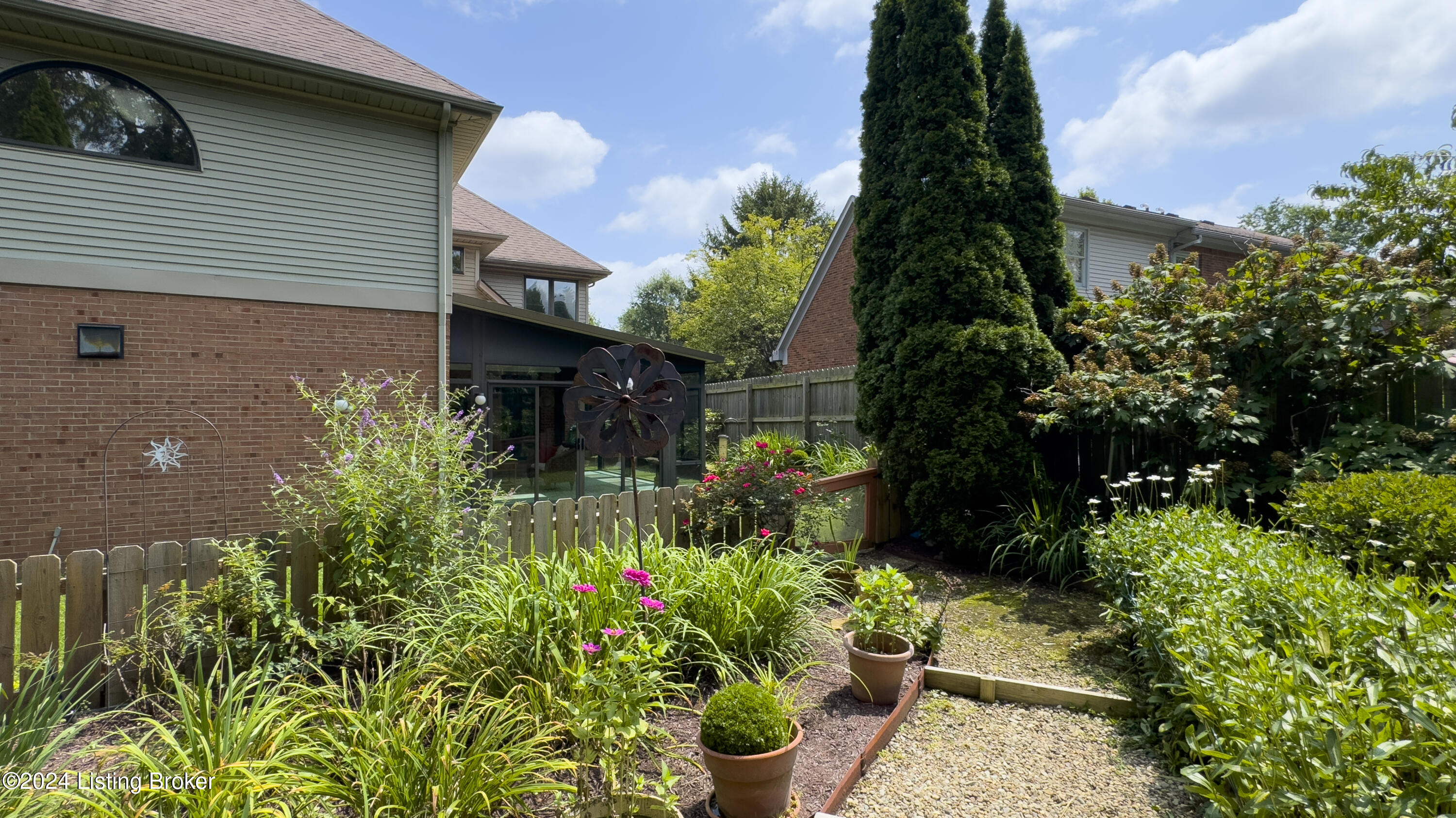 2608 Ballantrae Cir